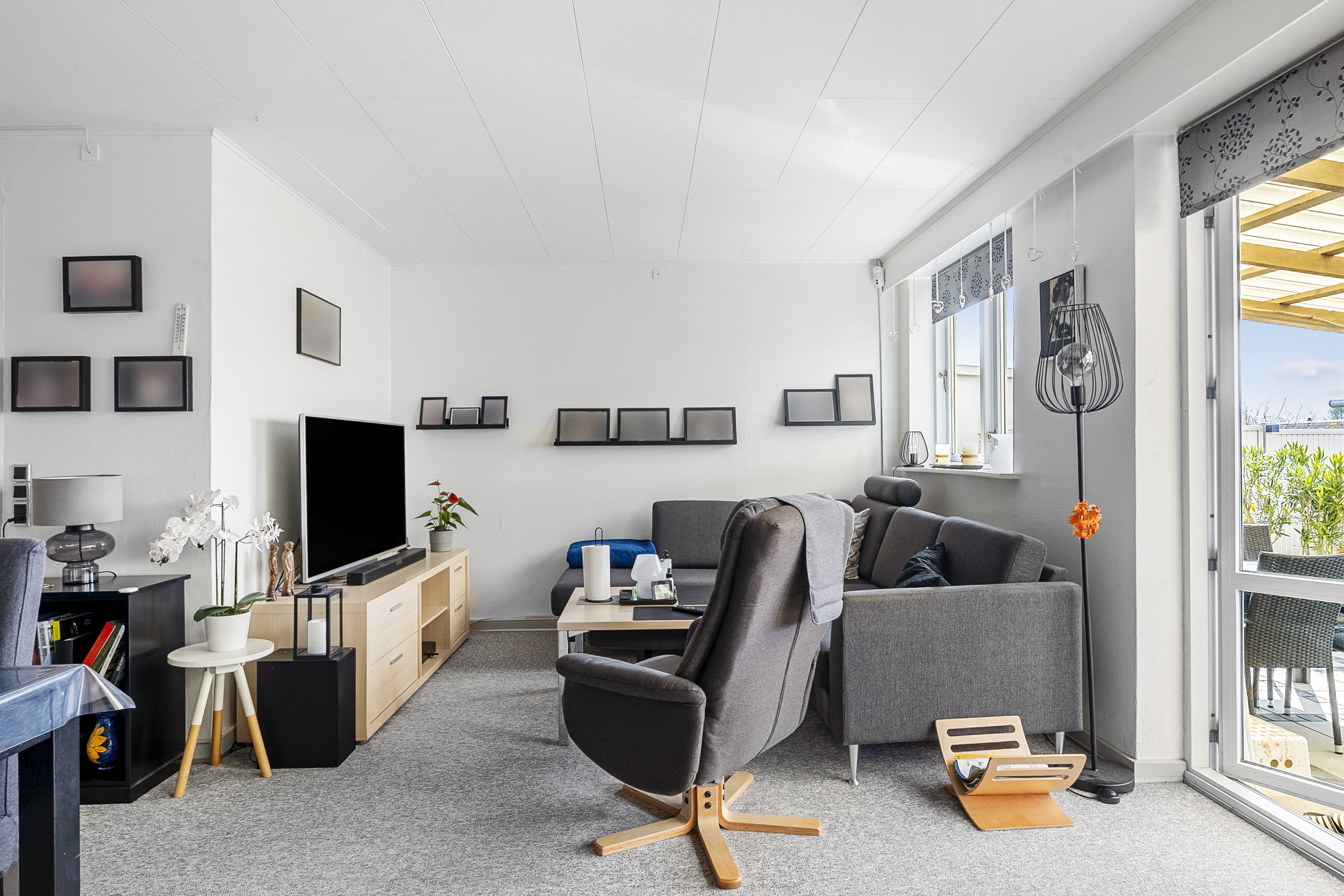 Fremhævet stue billede i fuldskærmstilstand. Billede af Åsumvej 589, 5240 Odense NØ