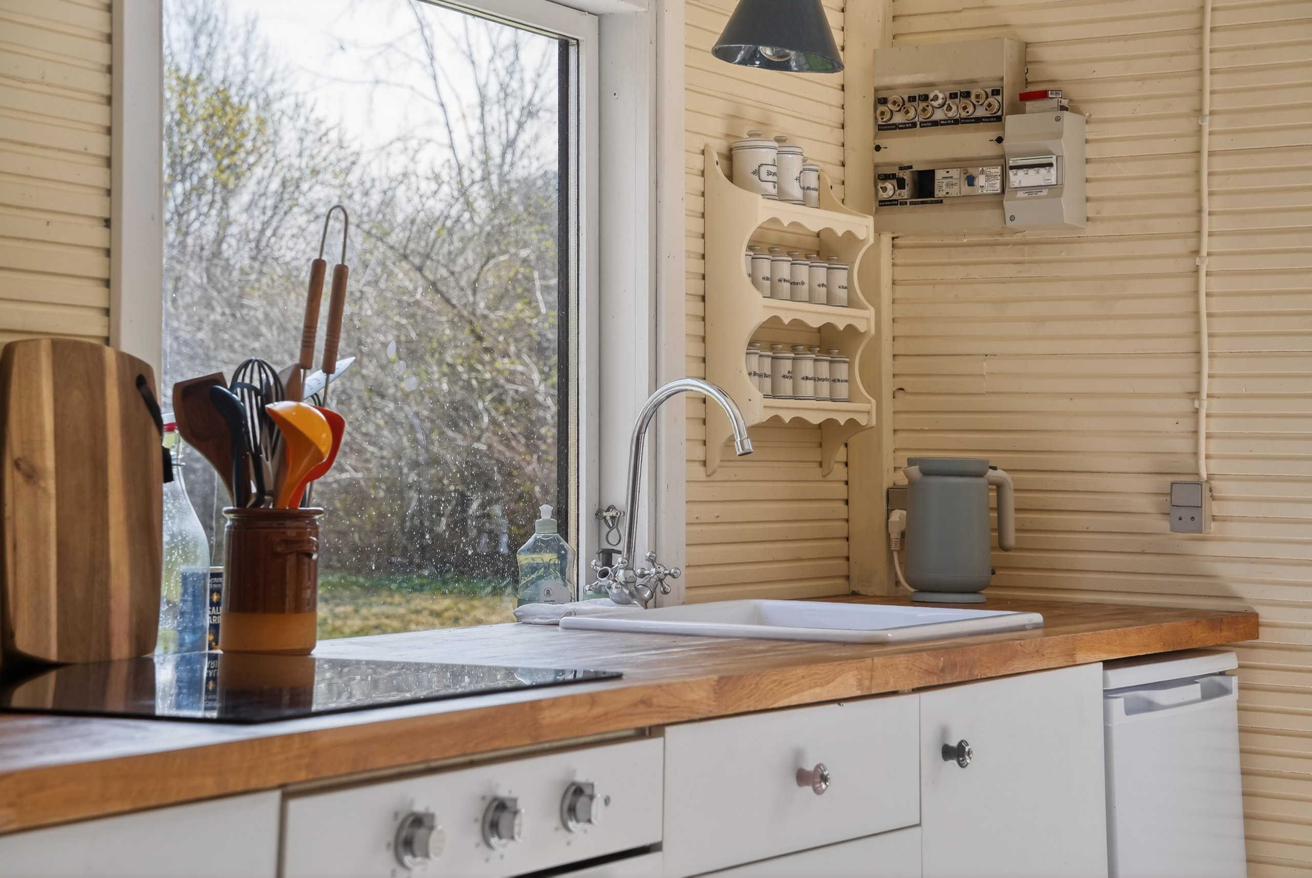 Fremhævet køkken billede i fuldskærmstilstand. Billede af Hedebovej 8, Overby Lyng, 4583 Sjællands Odde