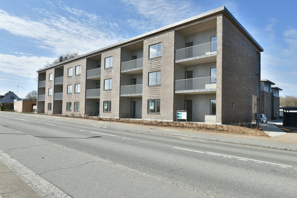 Fremhævet  billede i fuldskærmstilstand. Billede af Kløverparken 2, 2. K., Snejbjerg, 7400 Herning