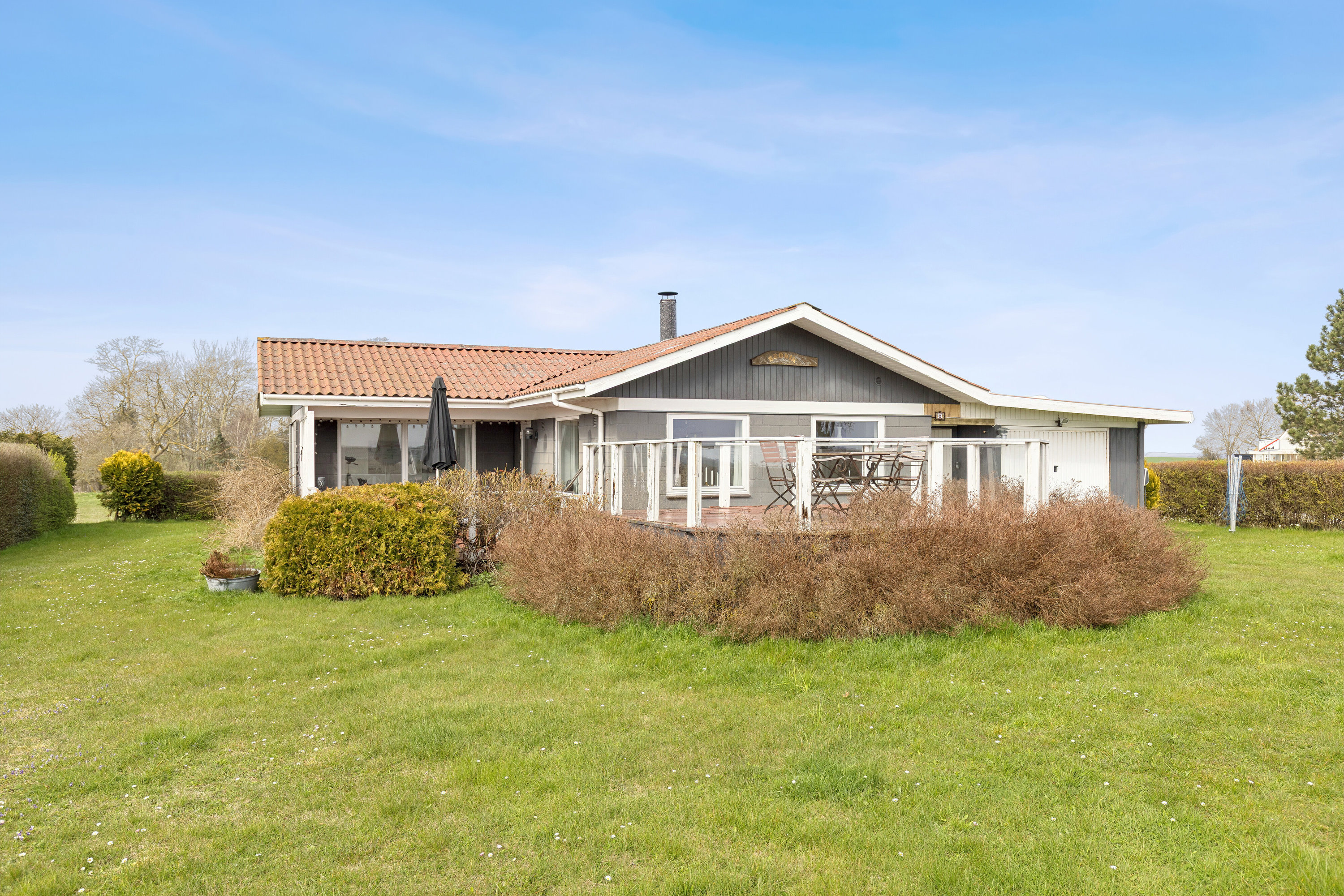 Fremhævet set fra haven billede i fuldskærmstilstand. Billede af Bakkedraget 2, Drøsselbjerg, 4200 Slagelse