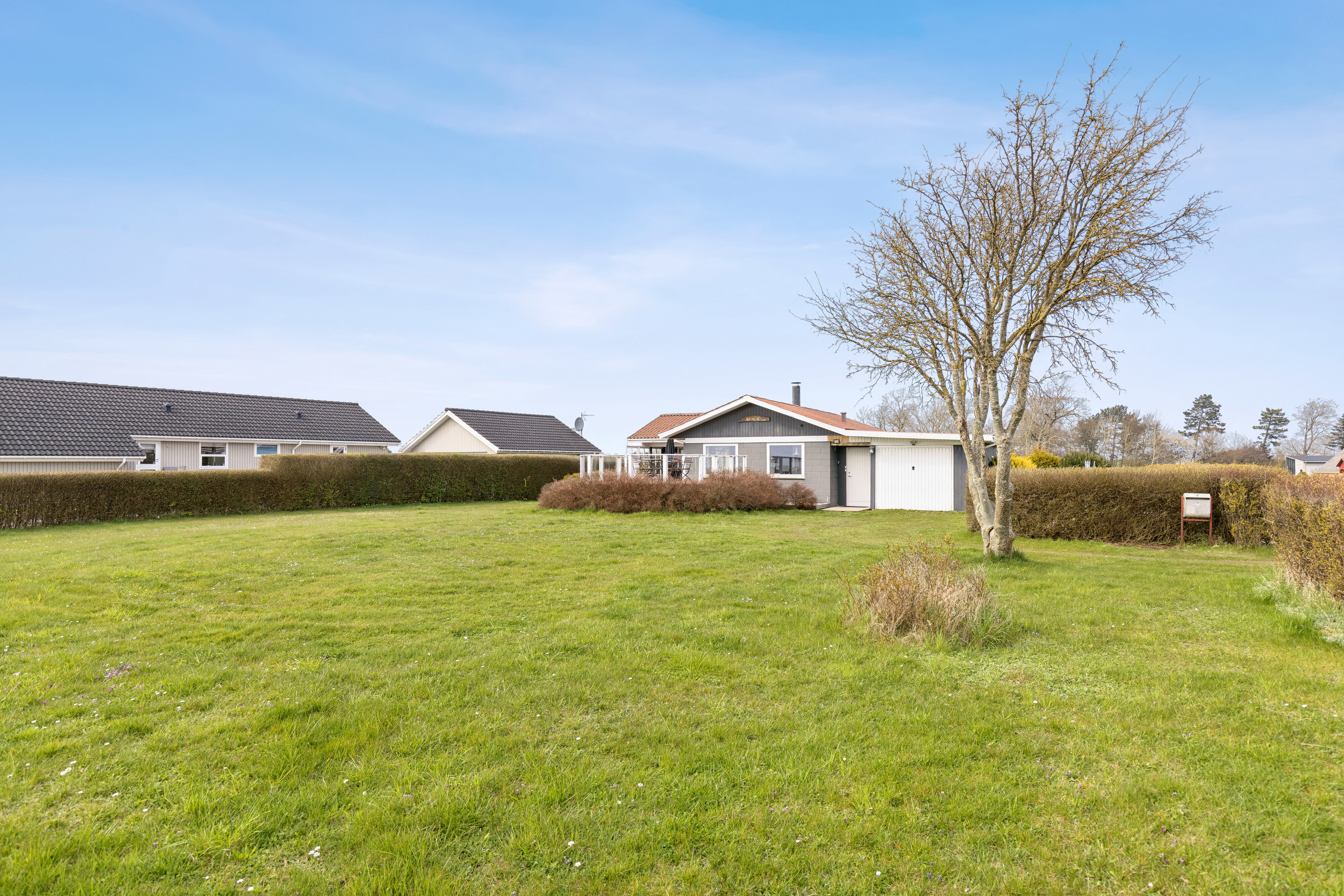 Fremhævet set fra haven billede i fuldskærmstilstand. Billede af Bakkedraget 2, Drøsselbjerg, 4200 Slagelse