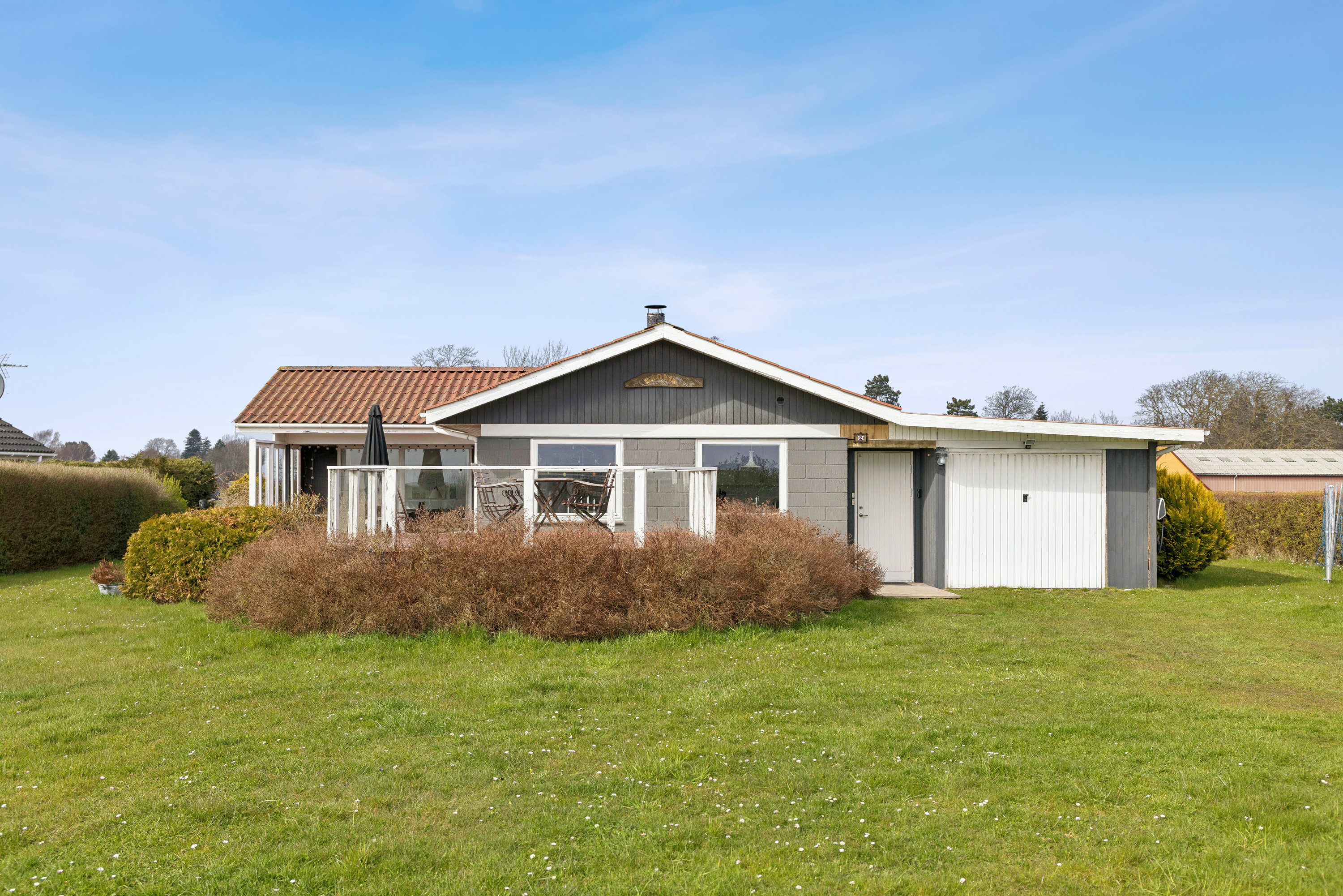 Fremhævet set fra haven billede i fuldskærmstilstand. Billede af Bakkedraget 2, Drøsselbjerg, 4200 Slagelse