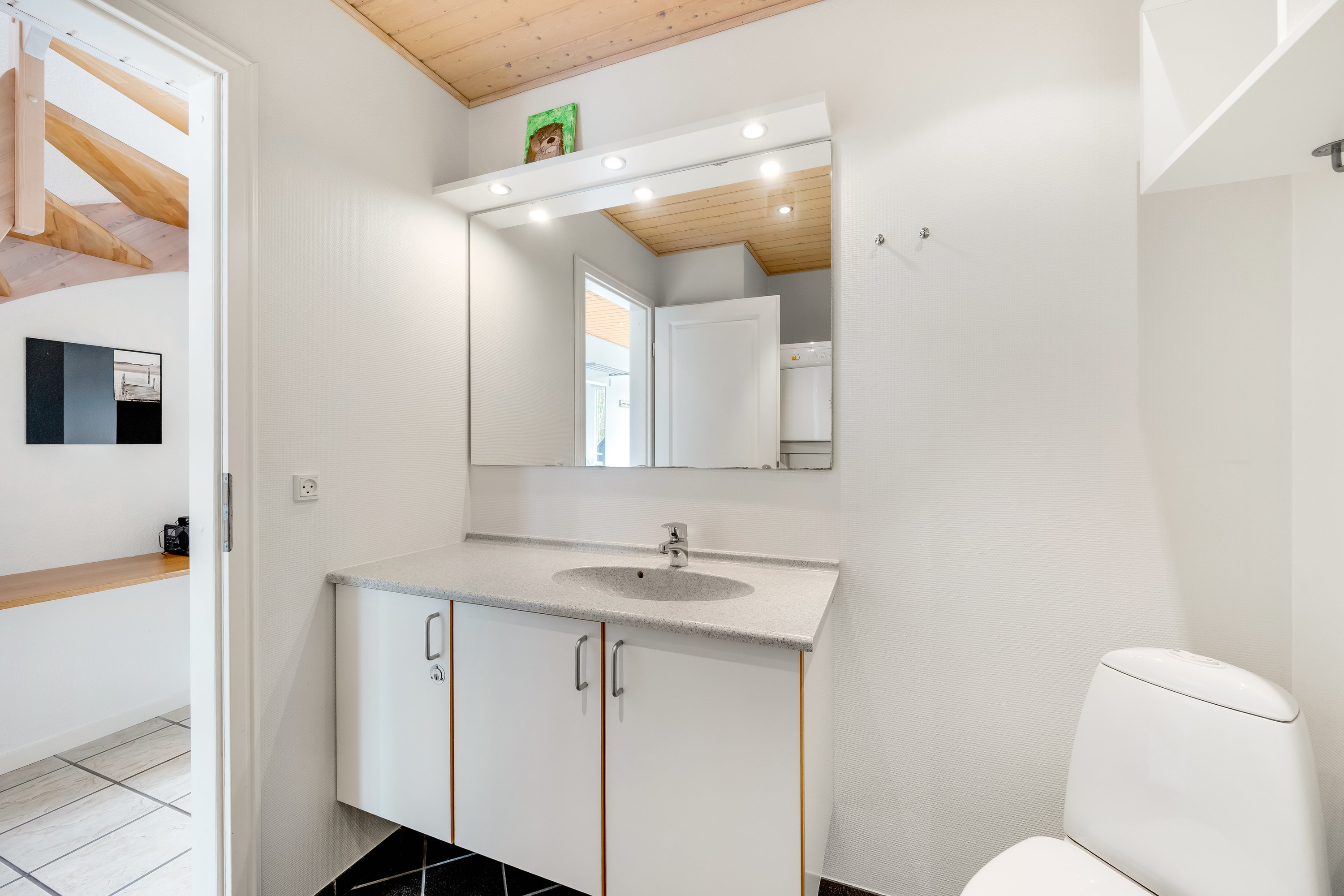 Fremhævet badeværelse billede i fuldskærmstilstand. Billede af Lønne Feriepark 150C, Lønne, 6830 Nørre Nebel