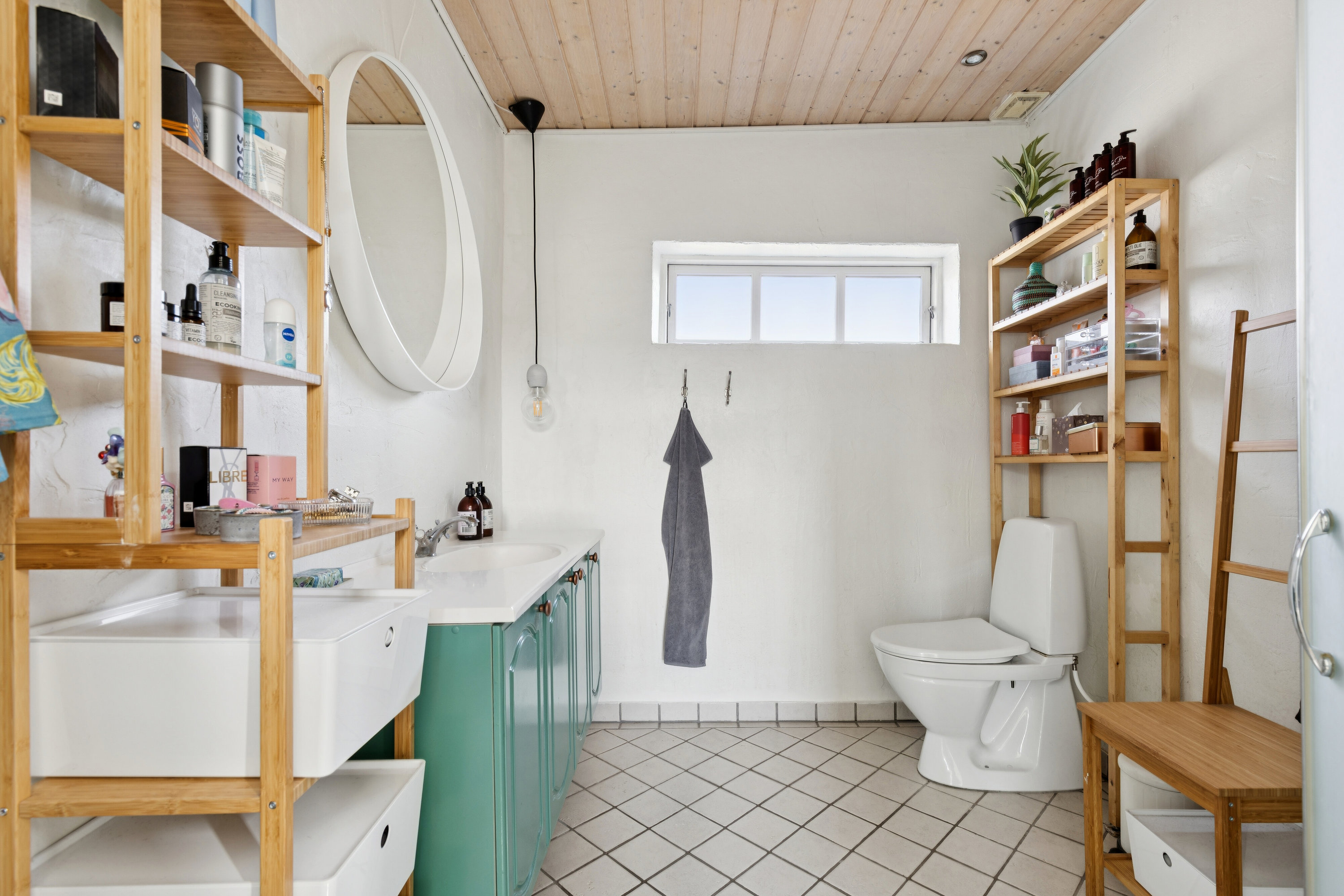 Fremhævet badeværelse billede i fuldskærmstilstand. Billede af Stationsvej 6, 4241 Vemmelev