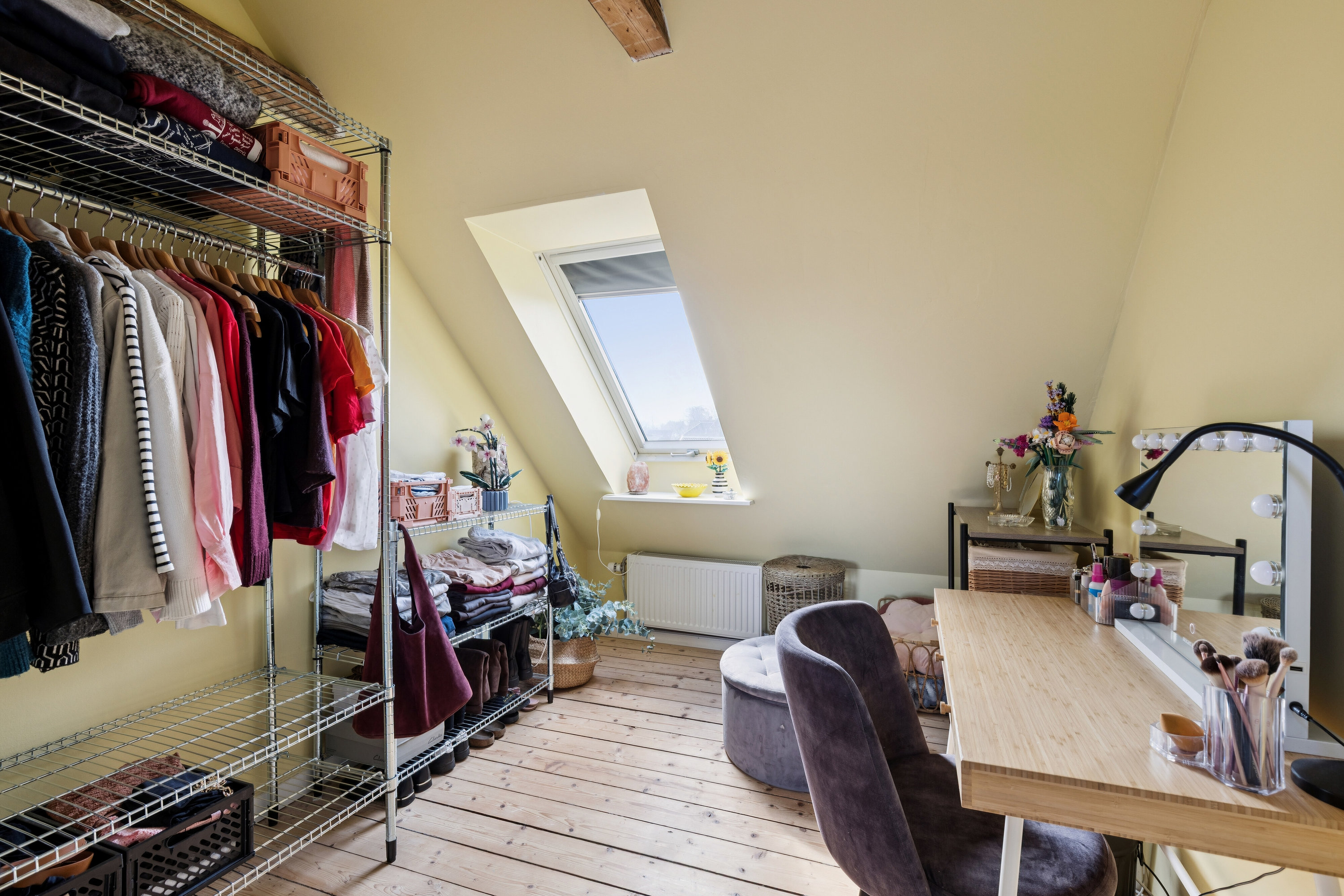 Fremhævet arbejdsværelse billede i fuldskærmstilstand. Billede af Stationsvej 6, 4241 Vemmelev