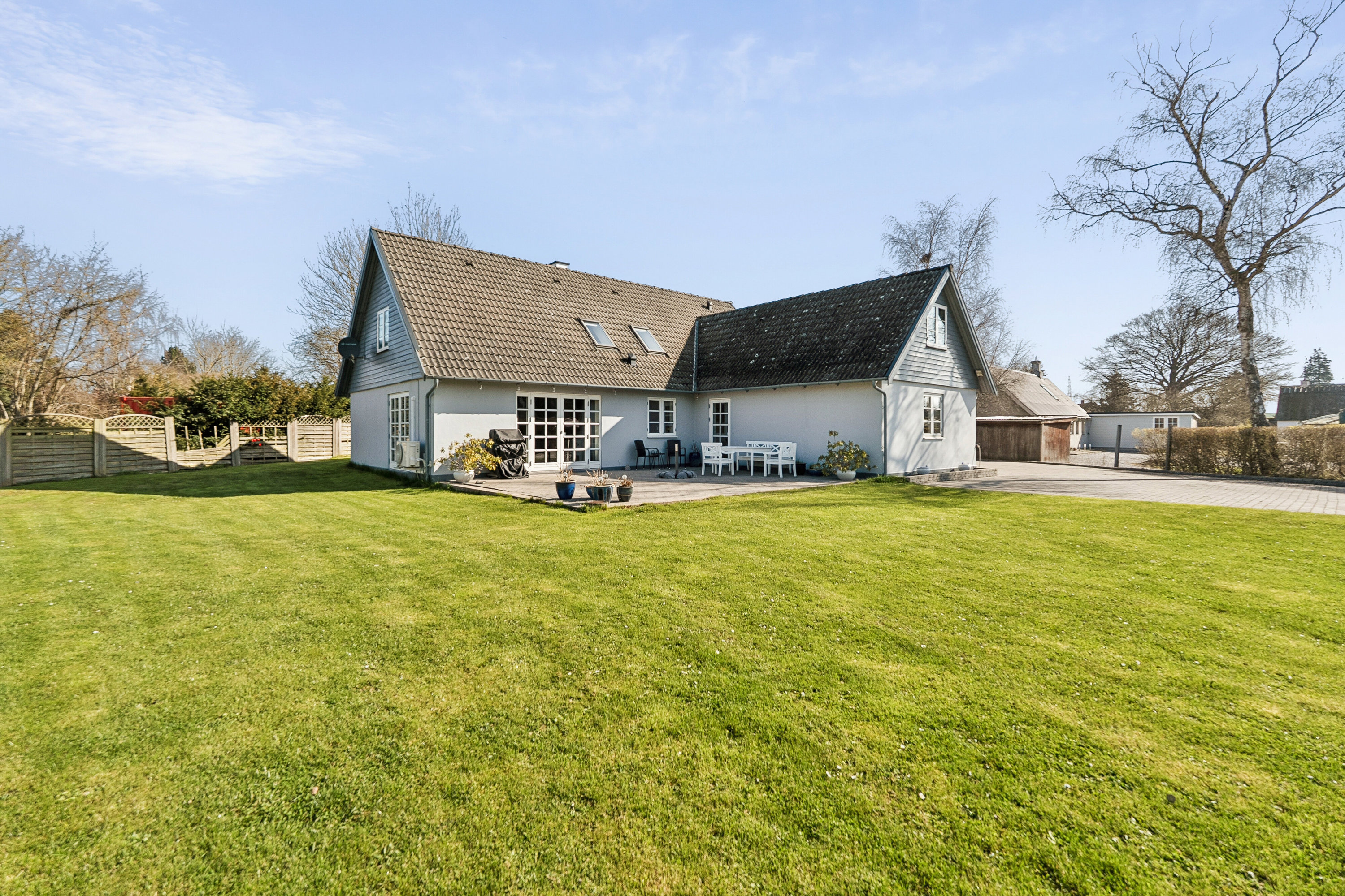 Damvej 1, 4750 Lundby