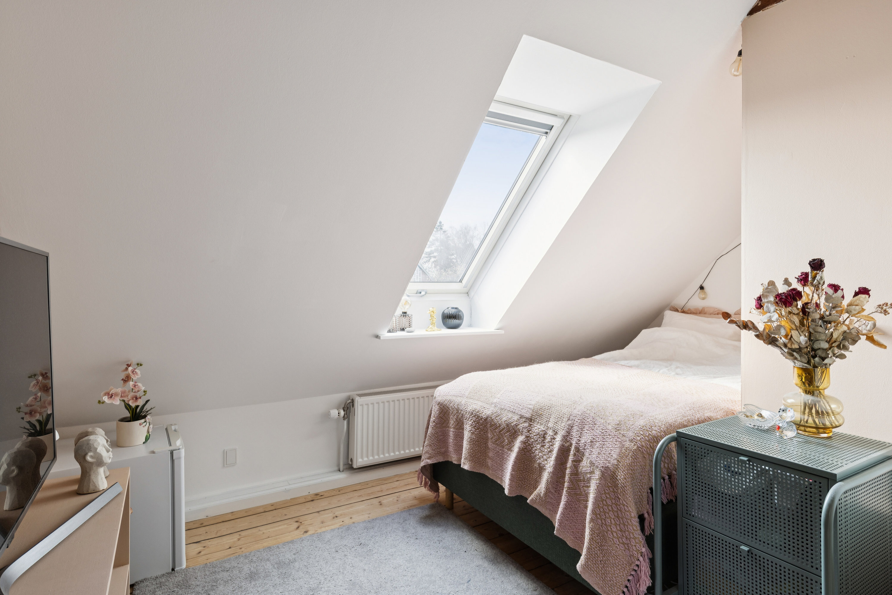 Fremhævet soveværelse billede i fuldskærmstilstand. Billede af Stationsvej 6, 4241 Vemmelev