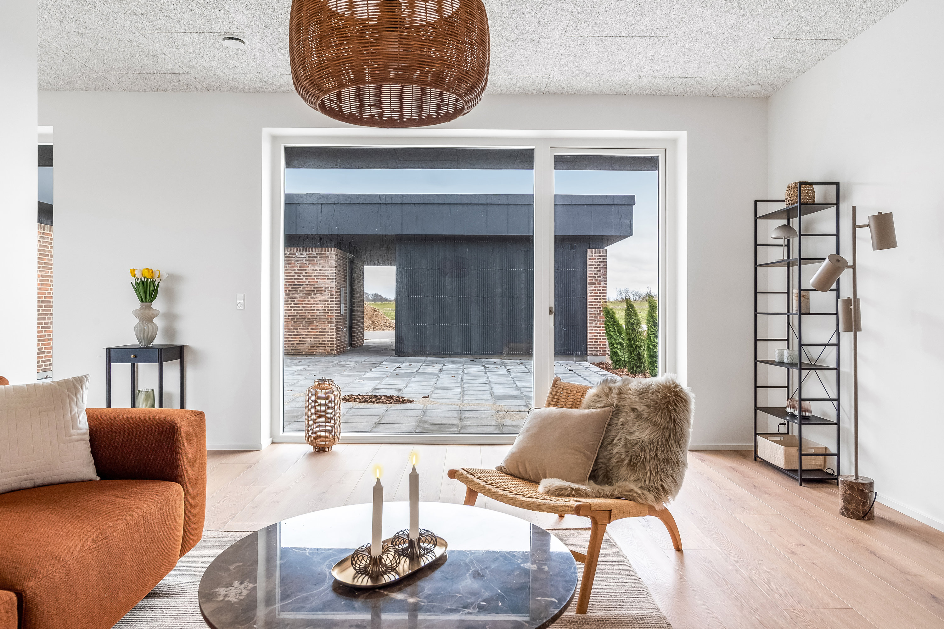 Fremhævet stue billede i fuldskærmstilstand. Billede af Råbukken 23, Halgårde, 7500 Holstebro