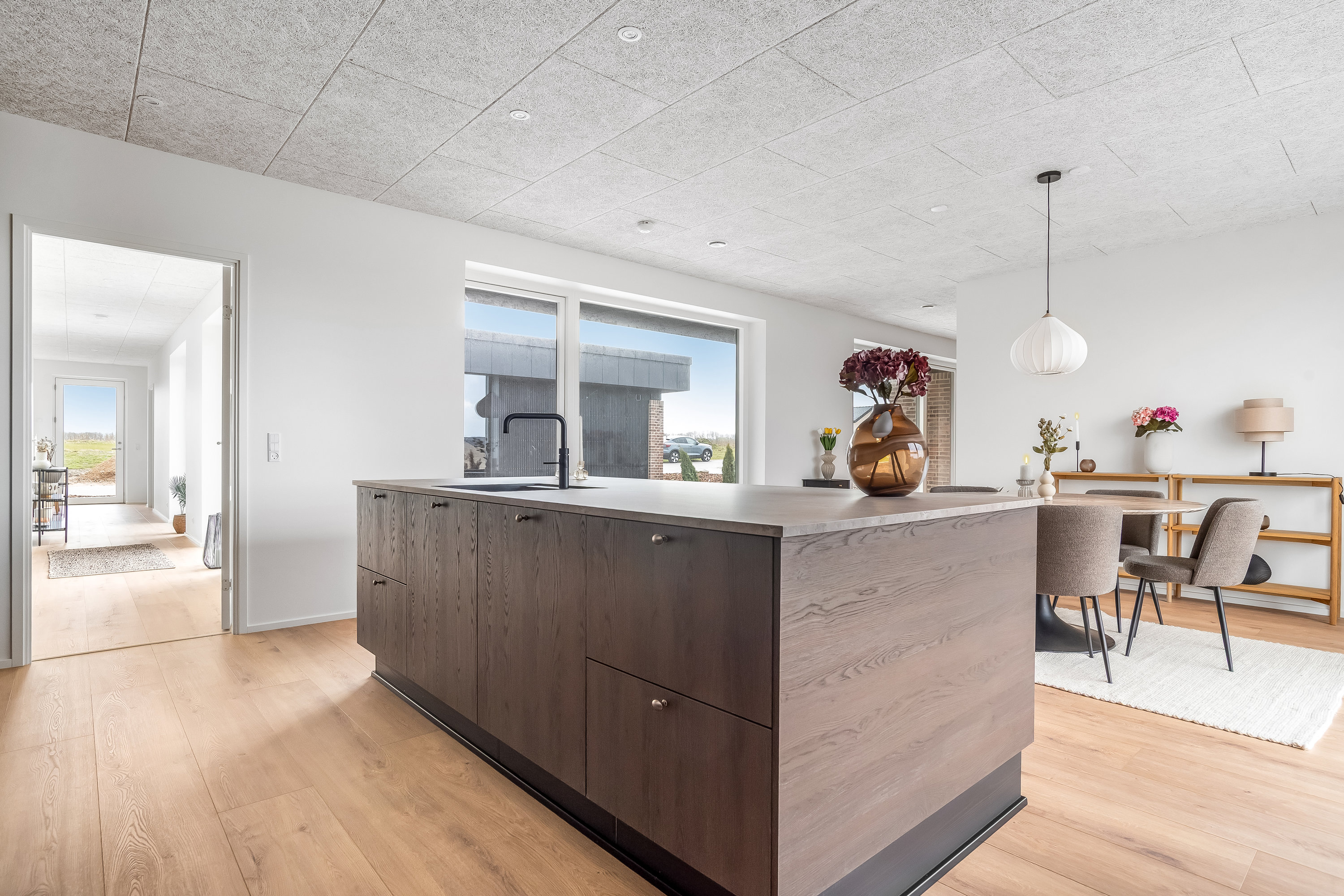 Fremhævet køkken alrum billede i fuldskærmstilstand. Billede af Råbukken 23, Halgårde, 7500 Holstebro