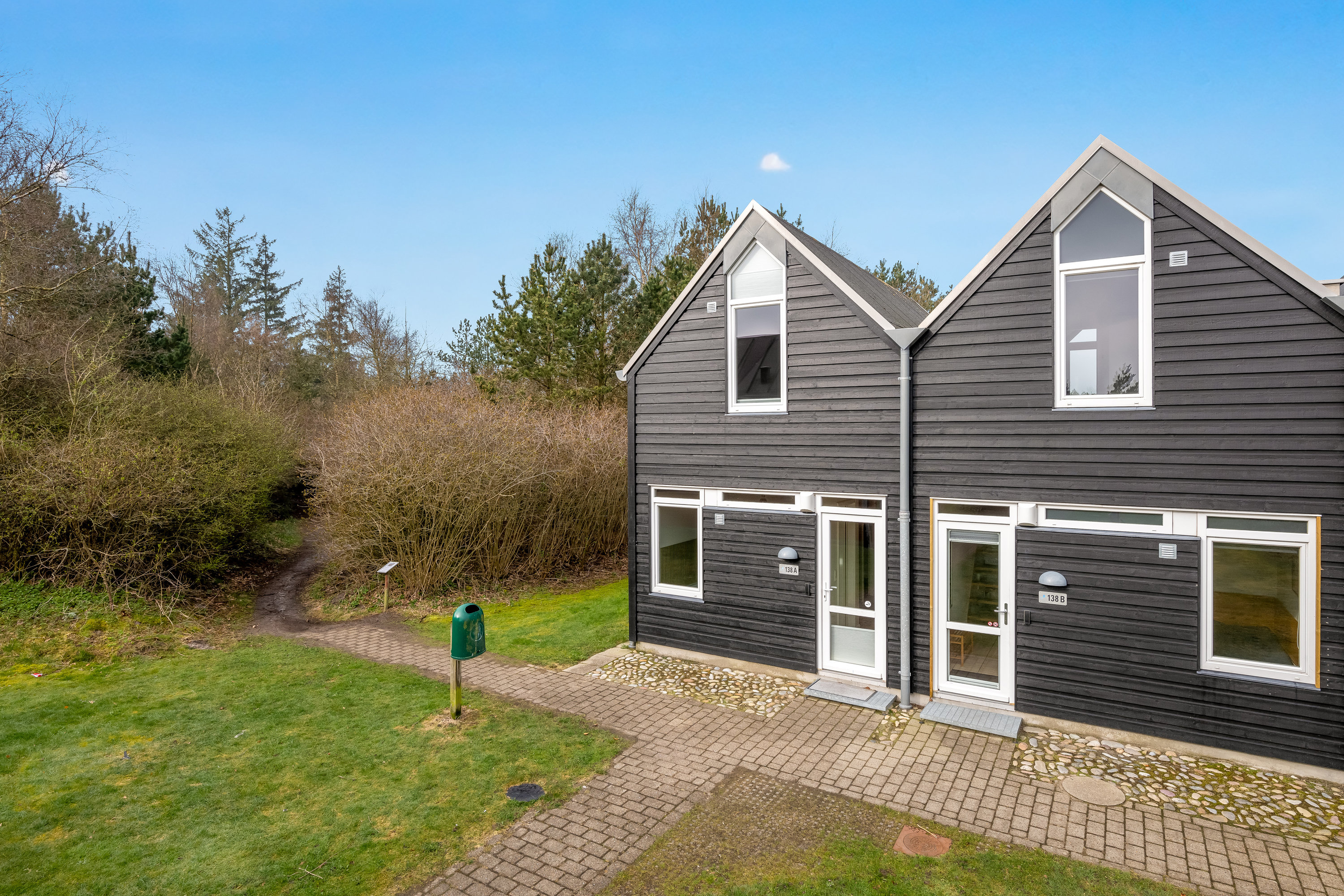 Fremhævet facade billede i fuldskærmstilstand. Billede af Lønne Feriepark 138A, Lønne, 6830 Nørre Nebel