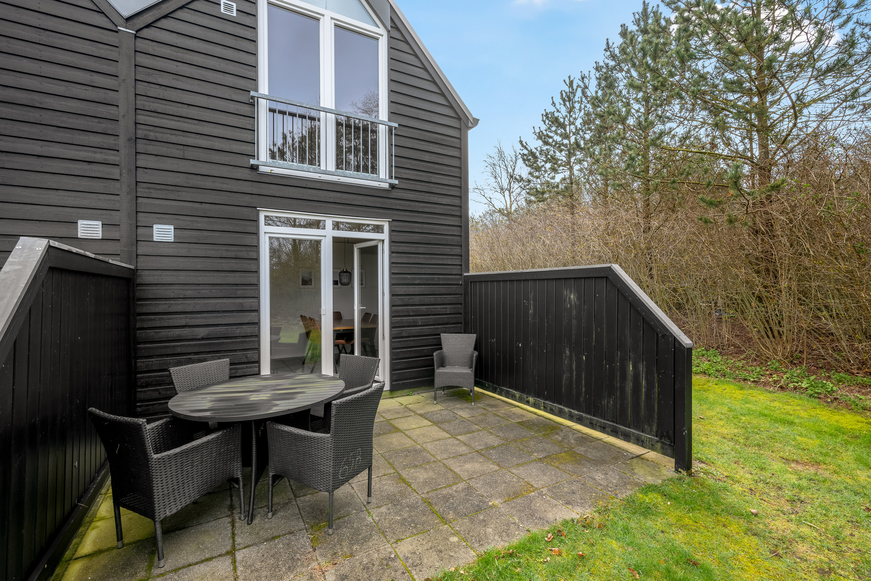 Fremhævet terrasse billede i fuldskærmstilstand. Billede af Lønne Feriepark 138A, Lønne, 6830 Nørre Nebel
