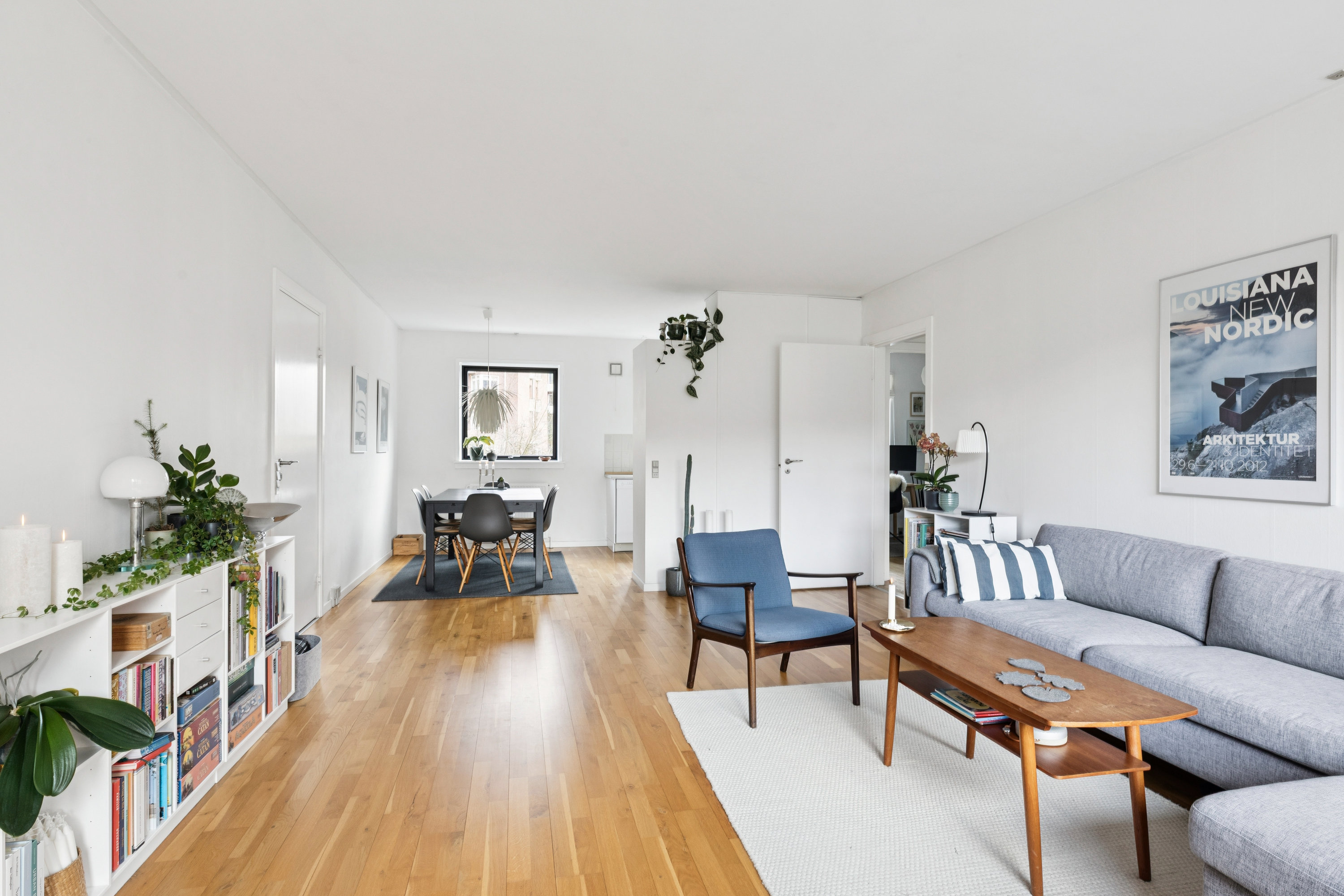 Fremhævet stue billede i fuldskærmstilstand. Billede af Kirstinedalsvej 6, 2. th., 2500 Valby