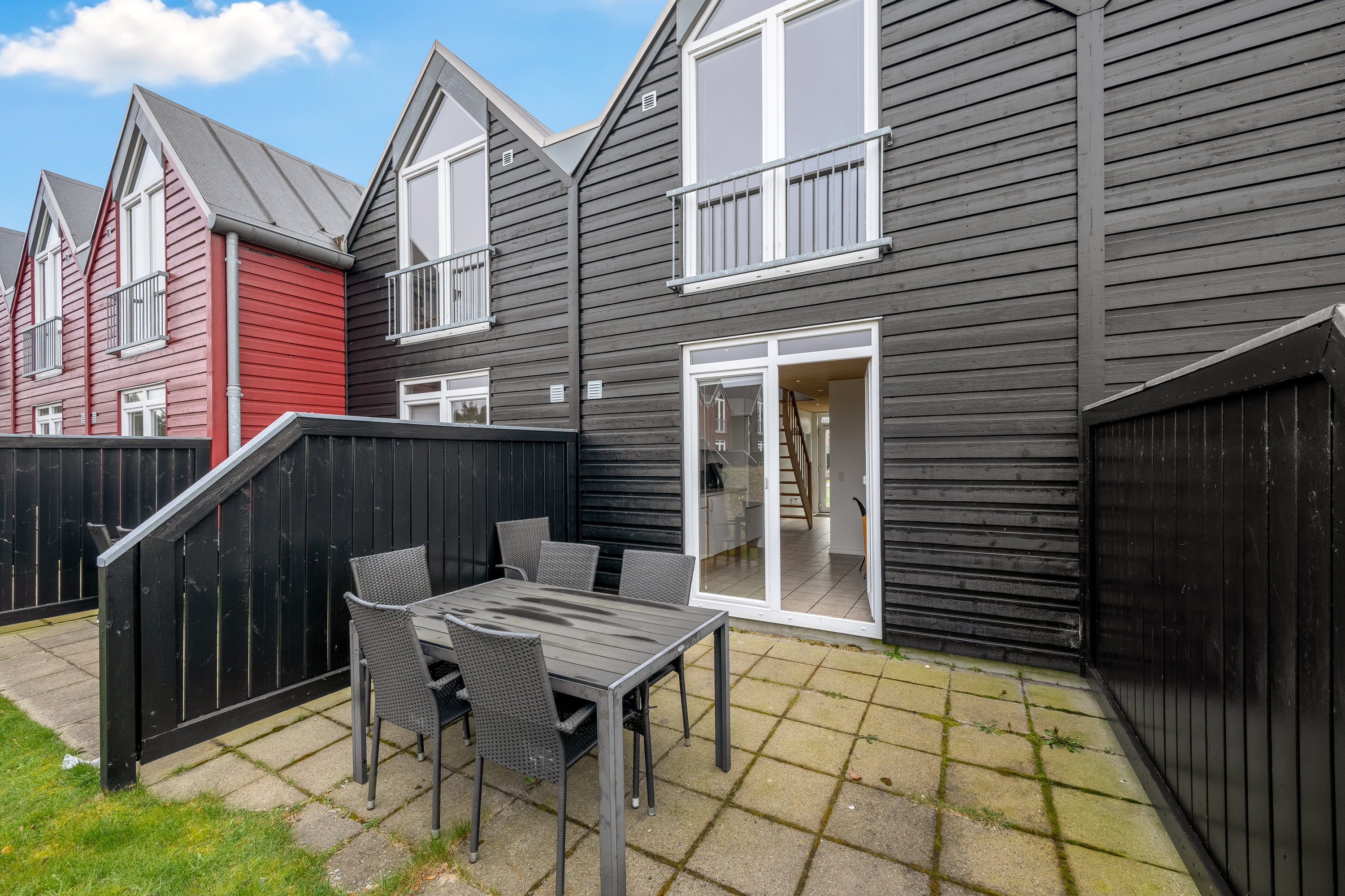 Fremhævet terrasse billede i fuldskærmstilstand. Billede af Lønne Feriepark 144B, Lønne, 6830 Nørre Nebel