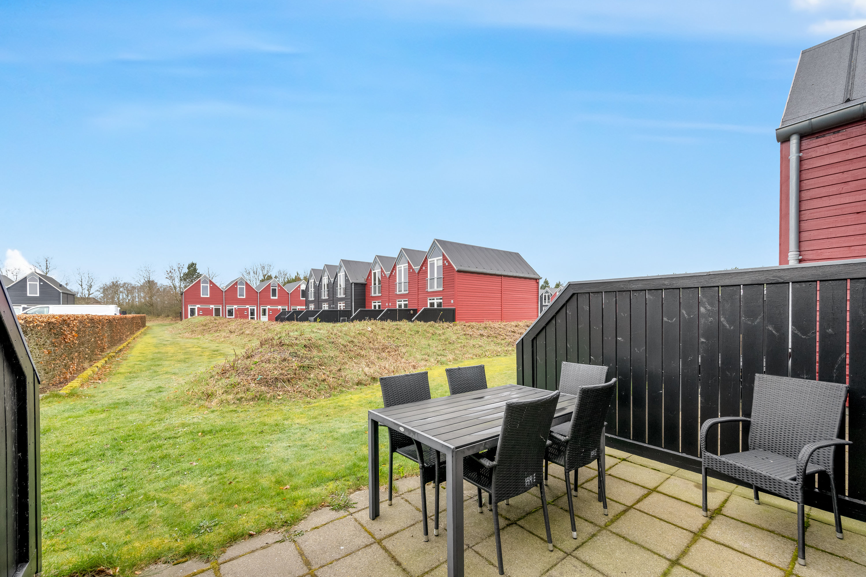 Fremhævet terrasse billede i fuldskærmstilstand. Billede af Lønne Feriepark 144B, Lønne, 6830 Nørre Nebel