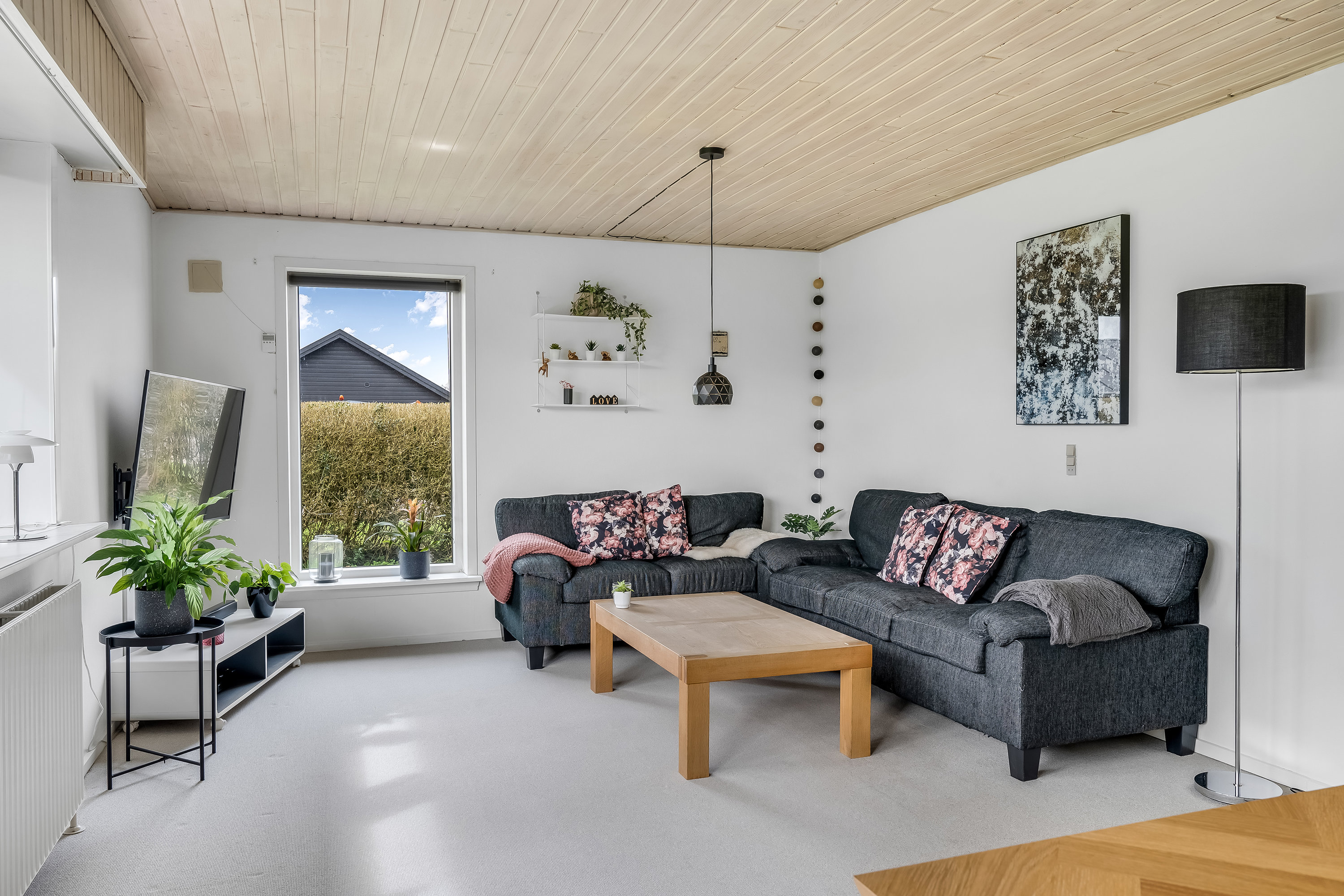 Fremhævet stue billede i fuldskærmstilstand. Billede af Solvænget 114, 6870 Ølgod