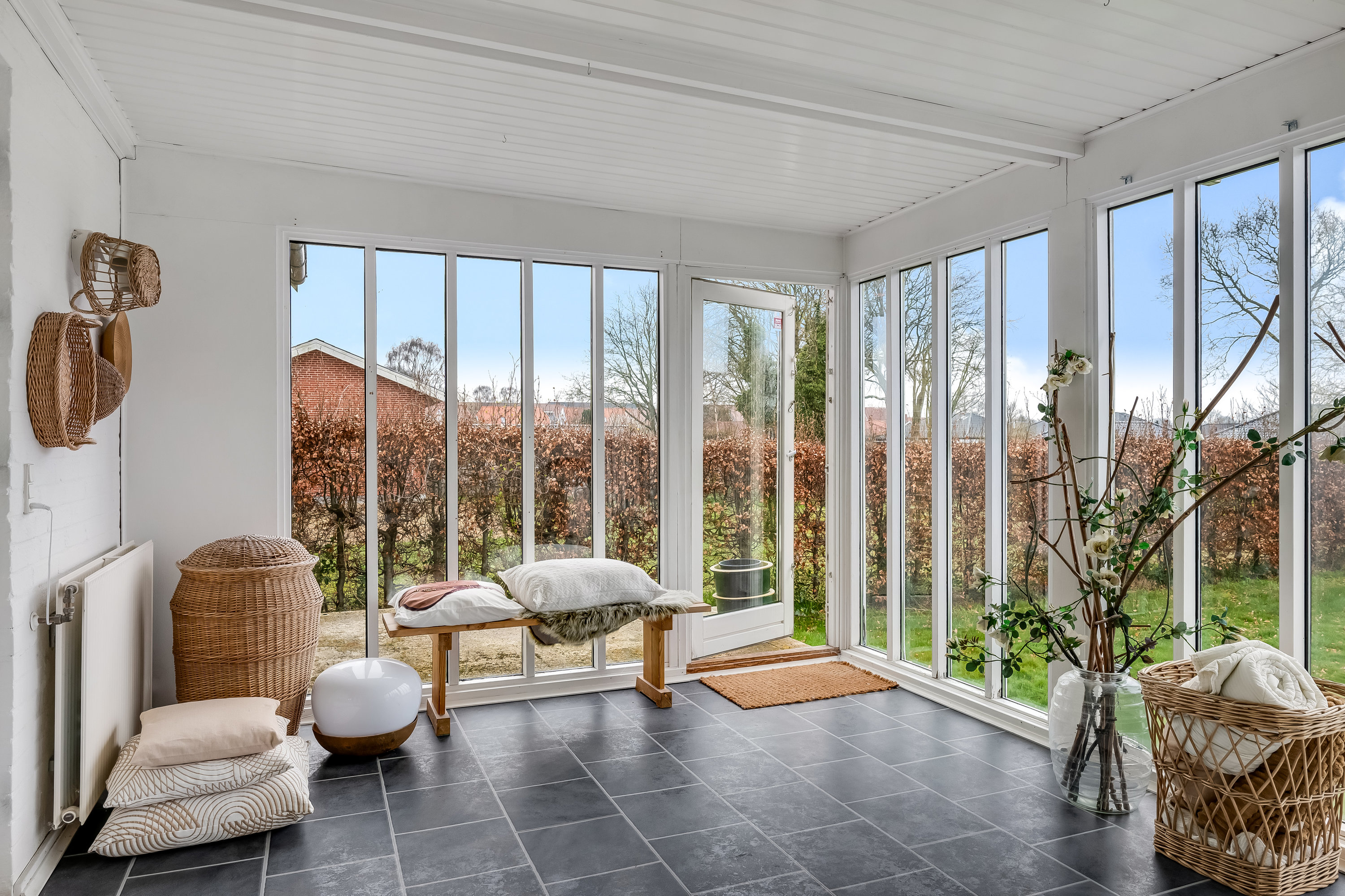 Fremhævet stue billede i fuldskærmstilstand. Billede af Enghavevej 11, 6870 Ølgod