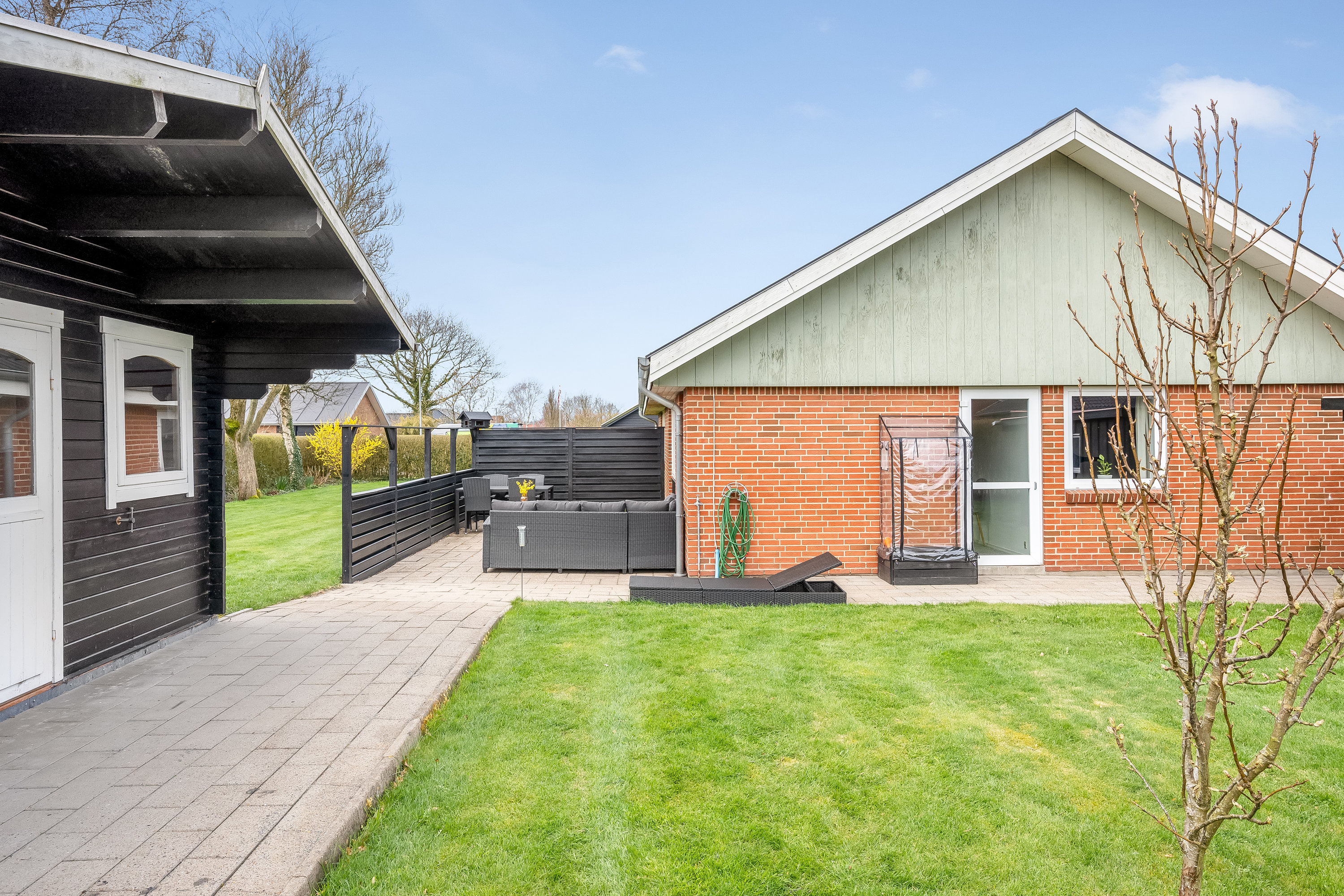 Fremhævet have billede i fuldskærmstilstand. Billede af Solvænget 114, 6870 Ølgod