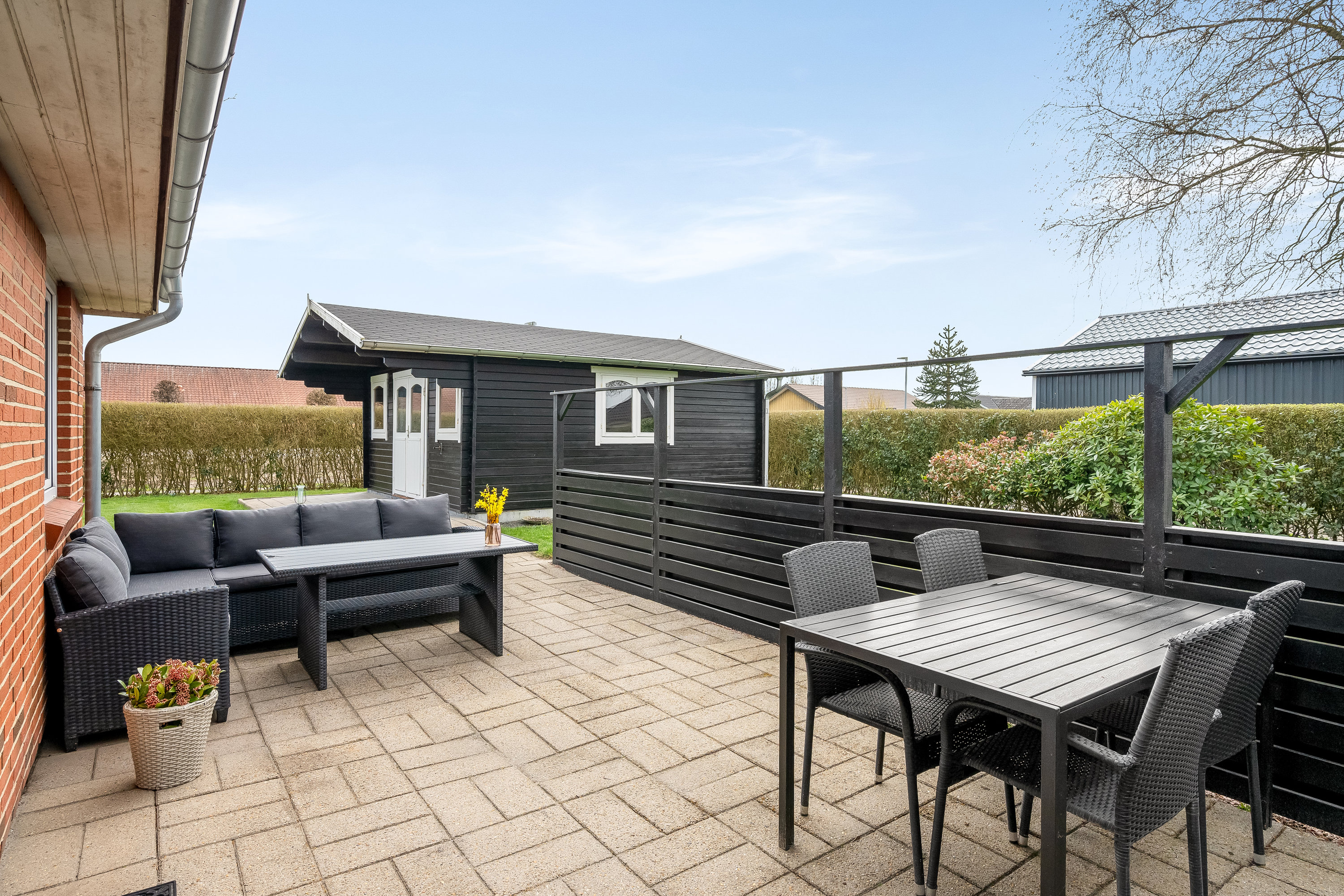 Fremhævet terrasse billede i fuldskærmstilstand. Billede af Solvænget 114, 6870 Ølgod