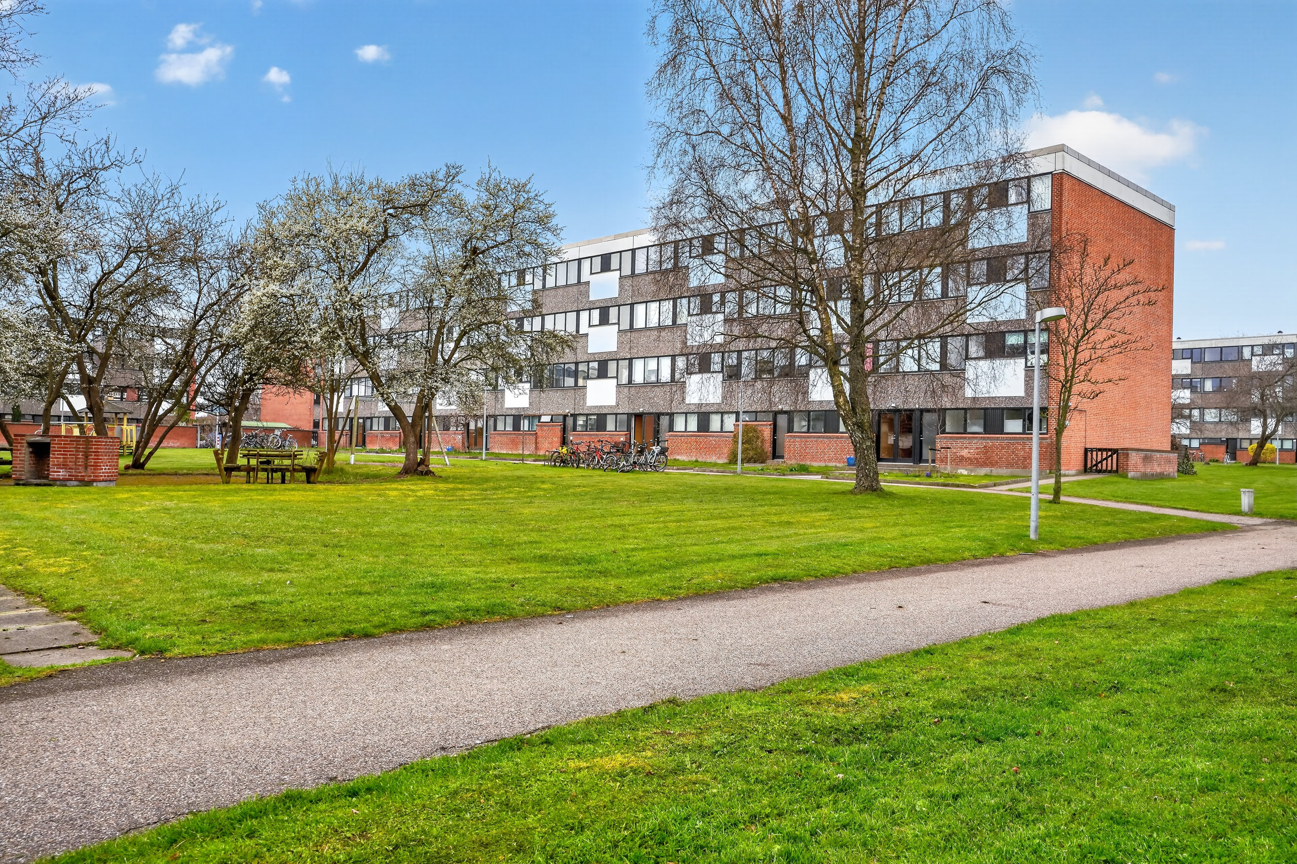 Fremhævet ejendommen billede i fuldskærmstilstand. Billede af Teglgårdsvej 509, 1. tv., 3050 Humlebæk