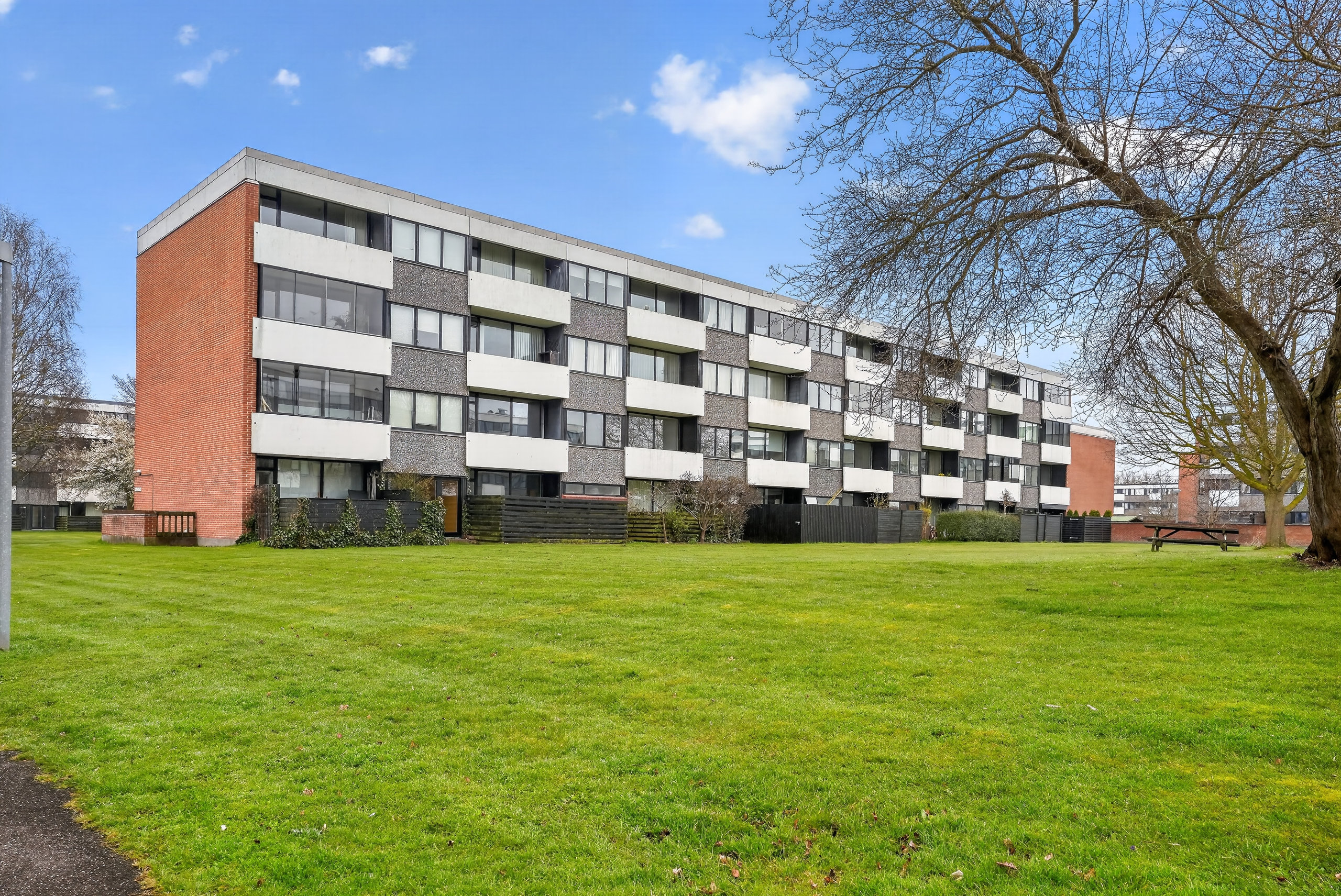 Fremhævet ejendommen billede i fuldskærmstilstand. Billede af Teglgårdsvej 509, 1. tv., 3050 Humlebæk