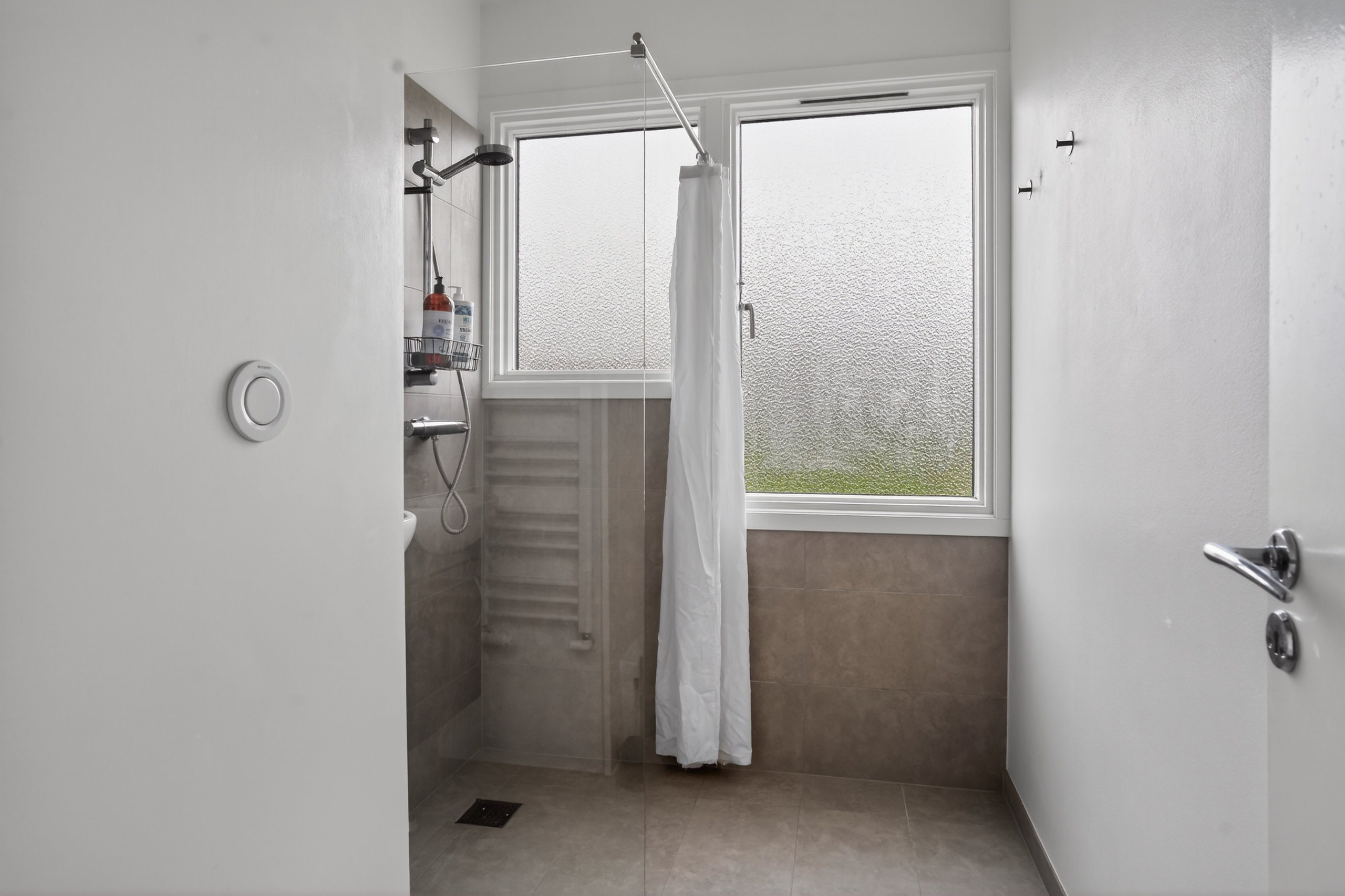 Fremhævet badeværelse billede i fuldskærmstilstand. Billede af Teglgårdsvej 509, 1. tv., 3050 Humlebæk