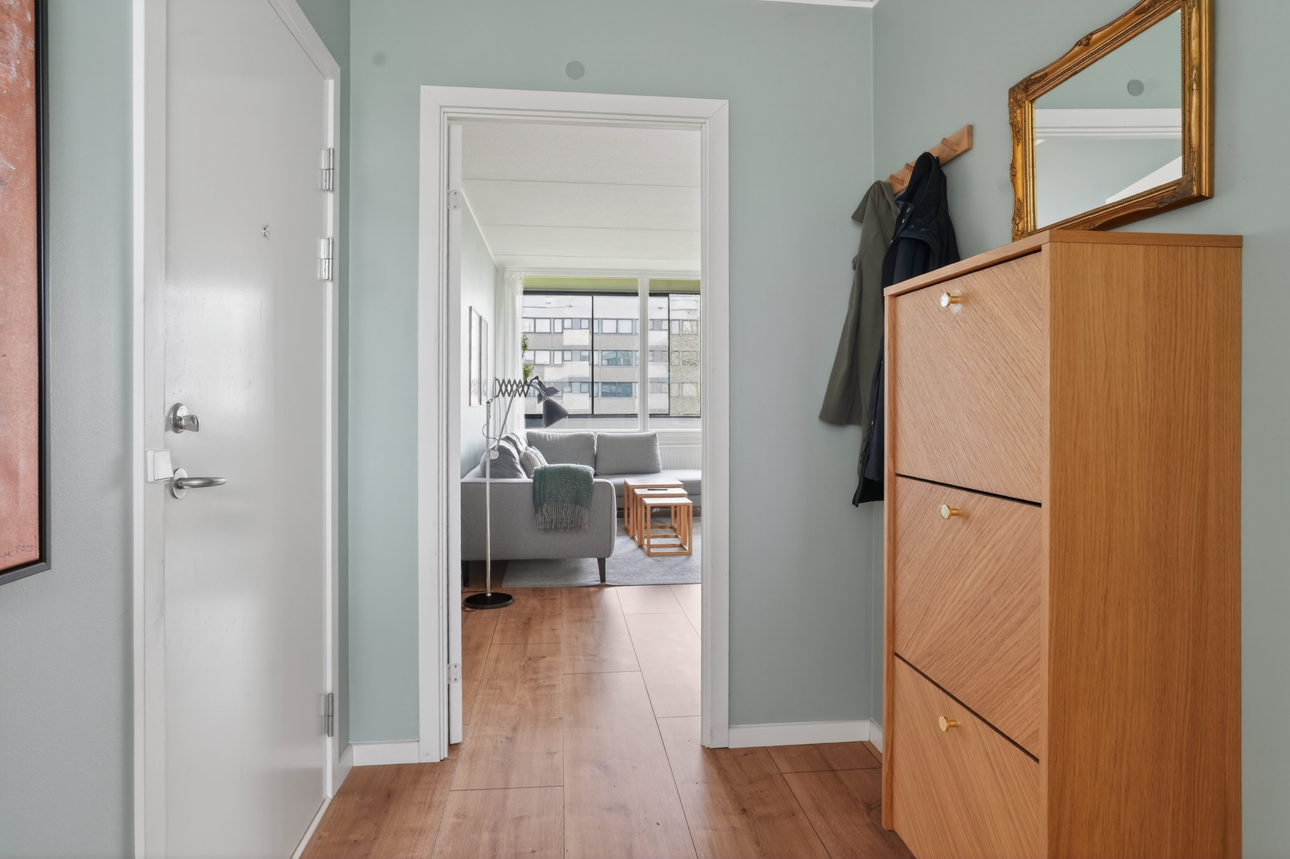 Fremhævet entré billede i fuldskærmstilstand. Billede af Teglgårdsvej 509, 1. tv., 3050 Humlebæk