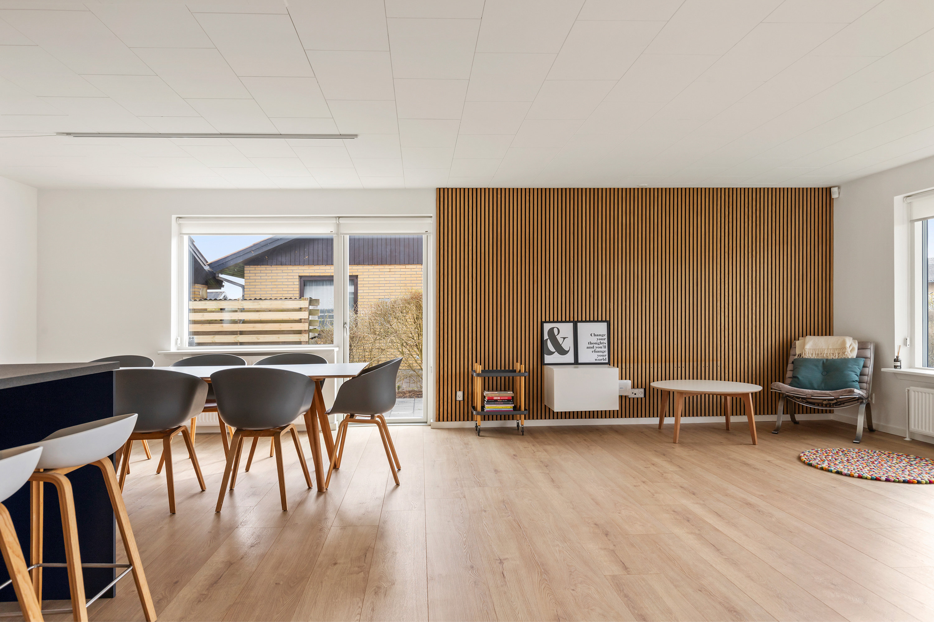 Fremhævet stue billede i fuldskærmstilstand. Billede af Høgevej 7, 9440 Aabybro