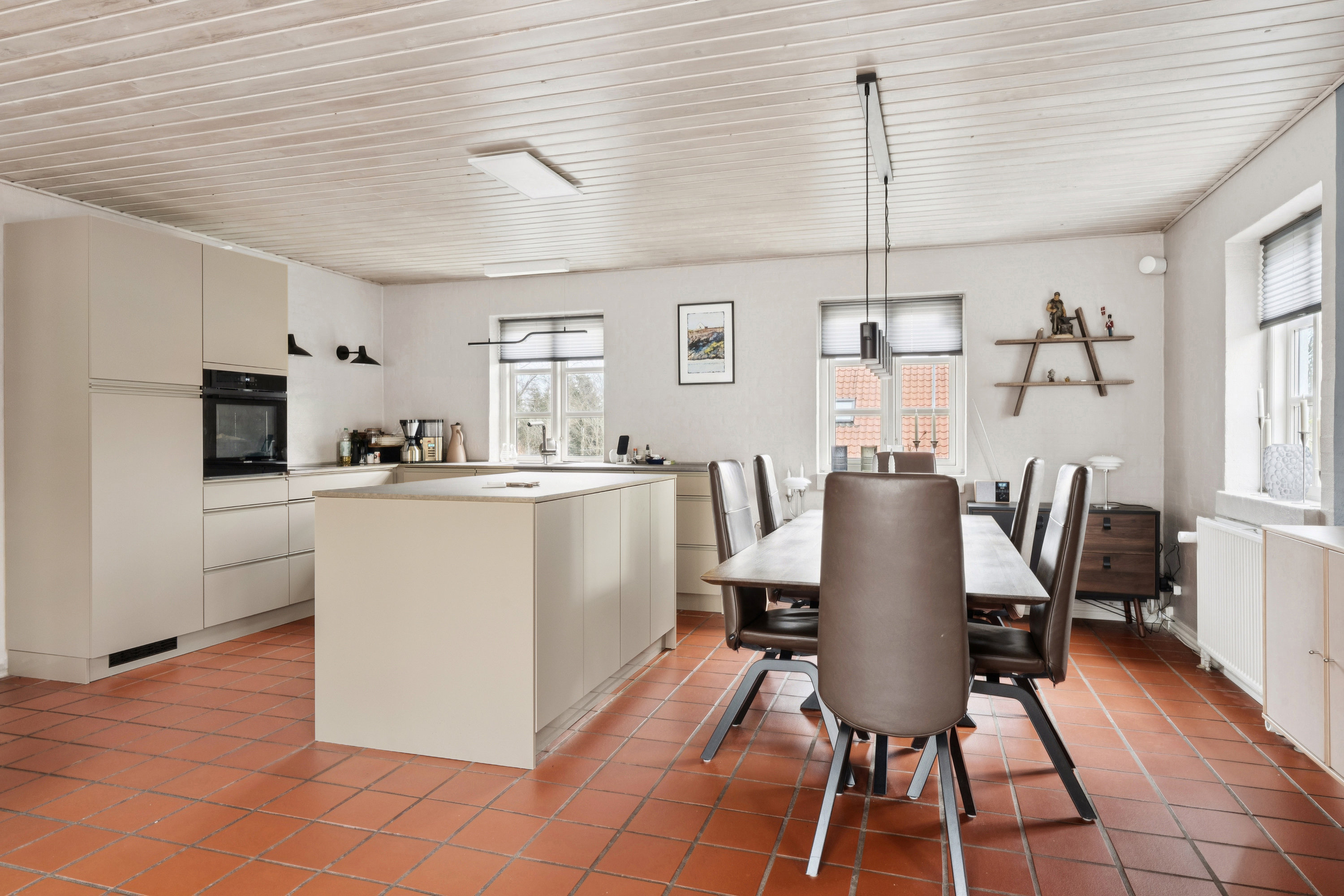 Fremhævet køkken billede i fuldskærmstilstand. Billede af Pumpestræde 10, 9230 Svenstrup J