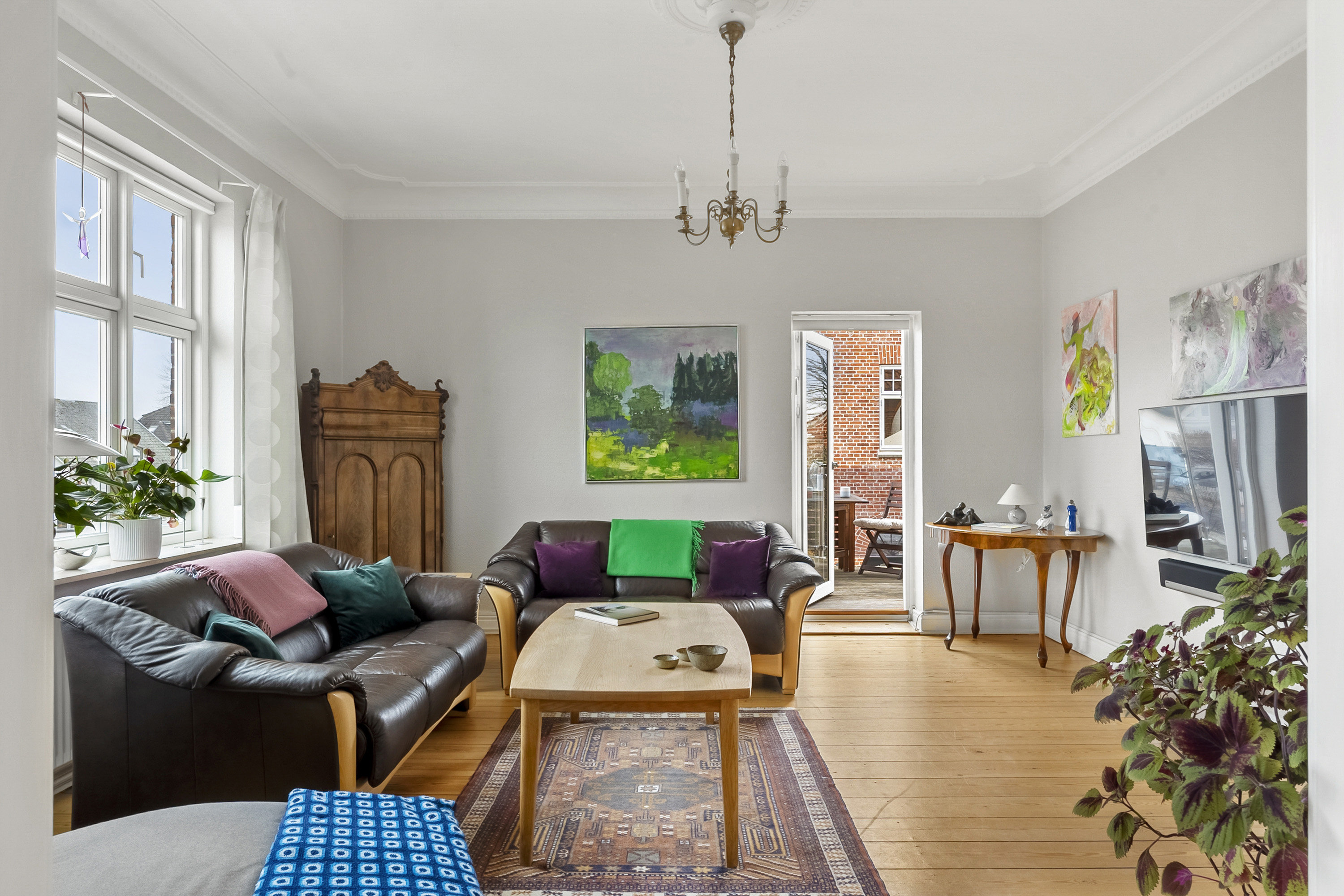 Fremhævet stue billede i fuldskærmstilstand. Billede af Læssøegade 77, 1., 5230 Odense M