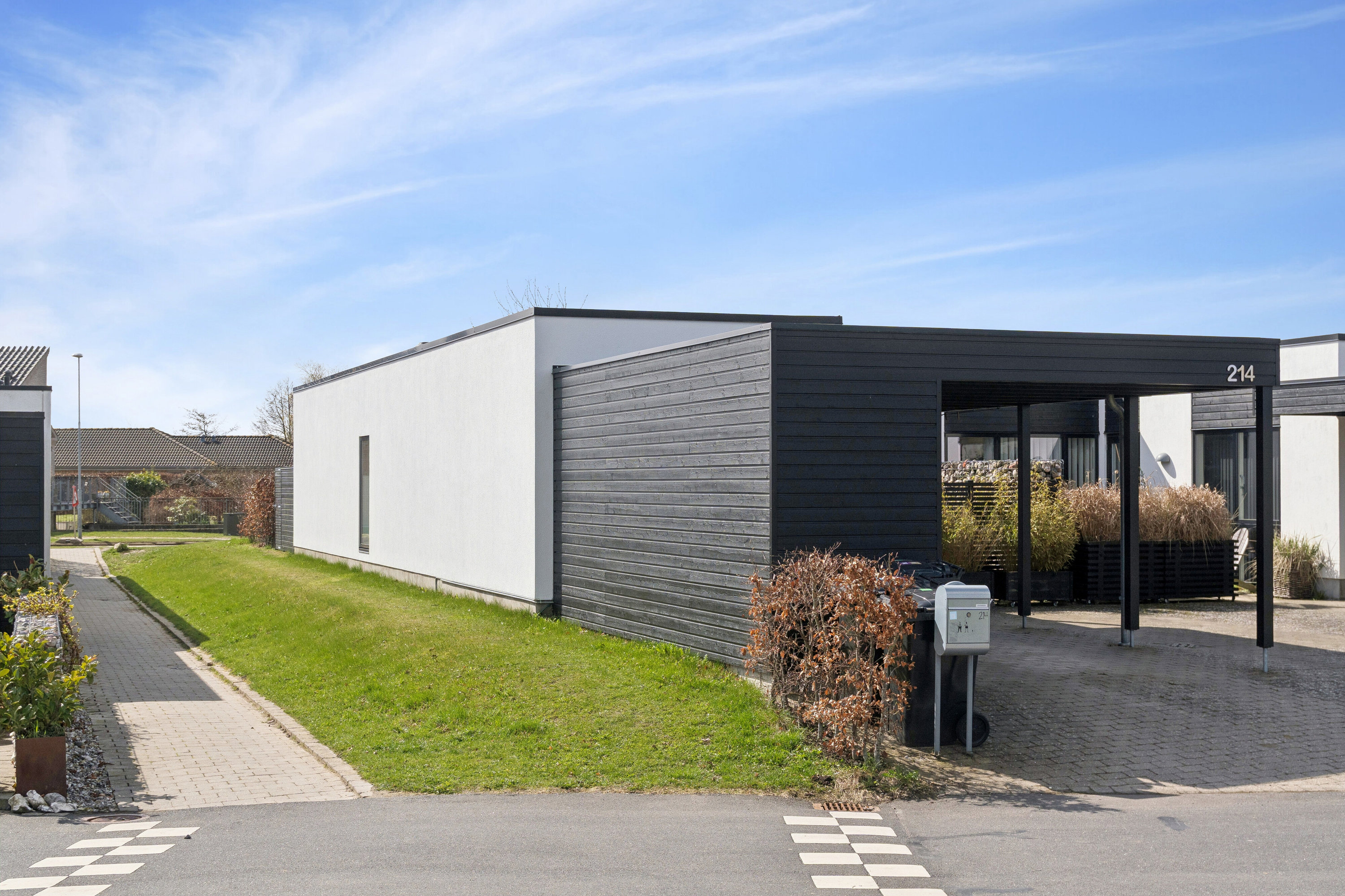 Fremhævet set fra vejen billede i fuldskærmstilstand. Billede af Hørretløkken 214, 8320 Mårslet