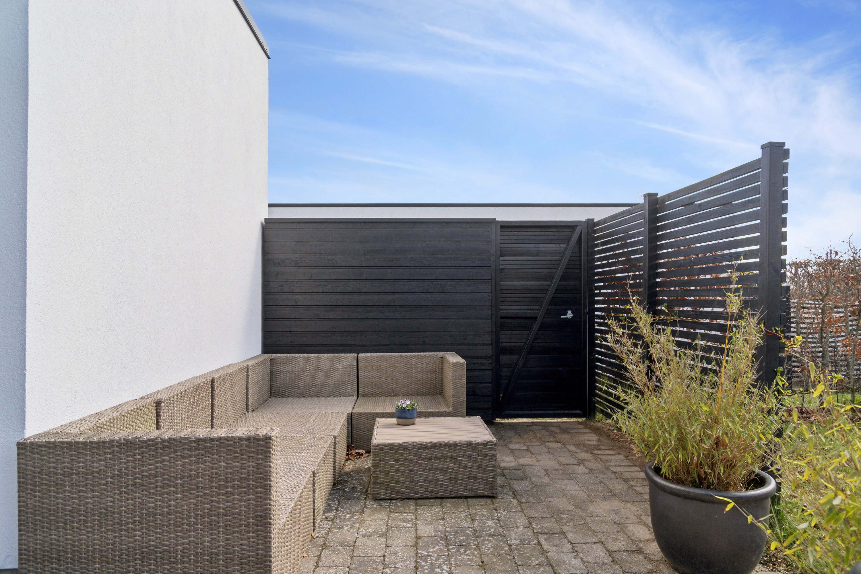 Fremhævet terrasse billede i fuldskærmstilstand. Billede af Hørretløkken 214, 8320 Mårslet