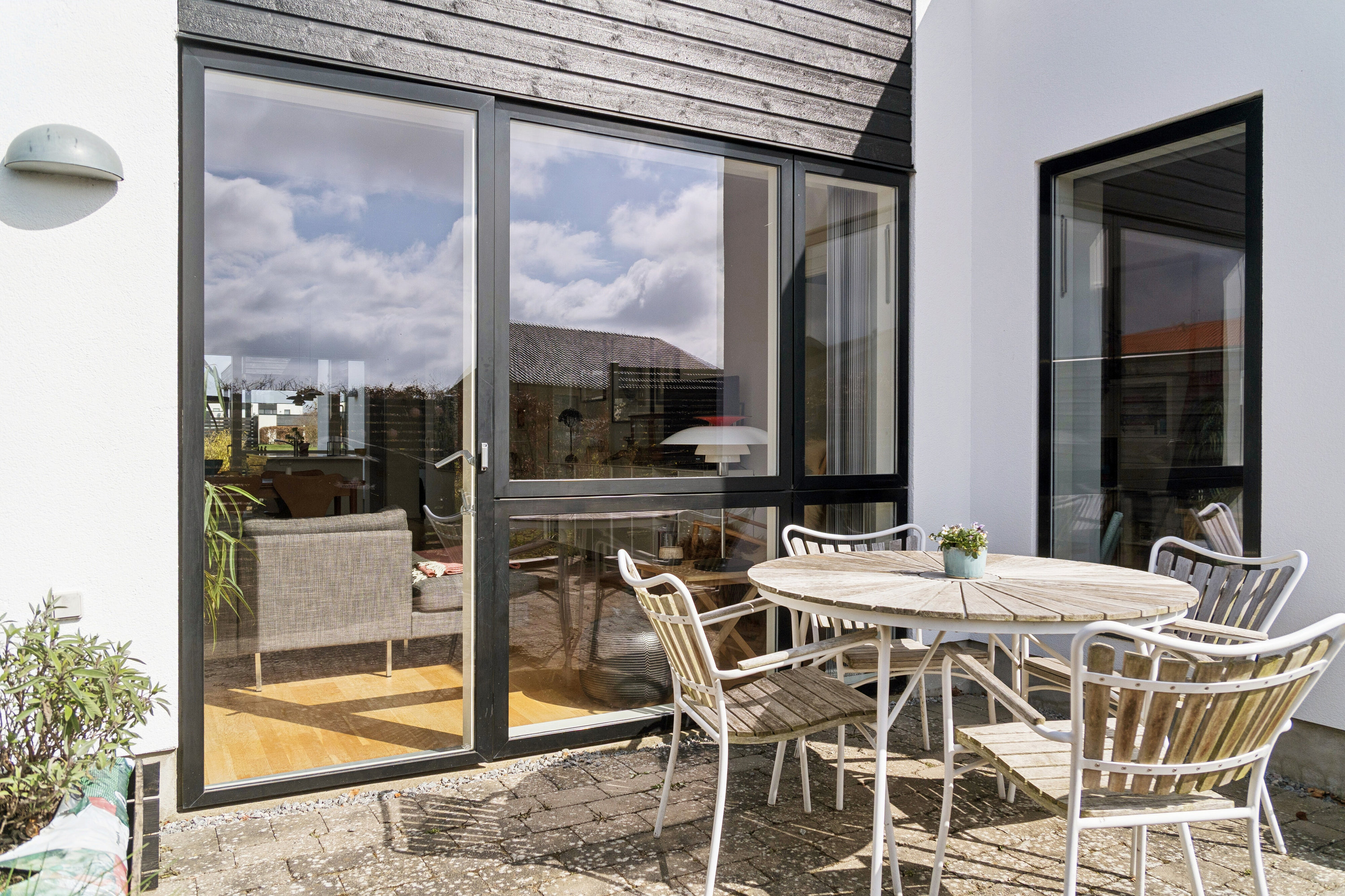 Fremhævet terrasse billede i fuldskærmstilstand. Billede af Hørretløkken 214, 8320 Mårslet