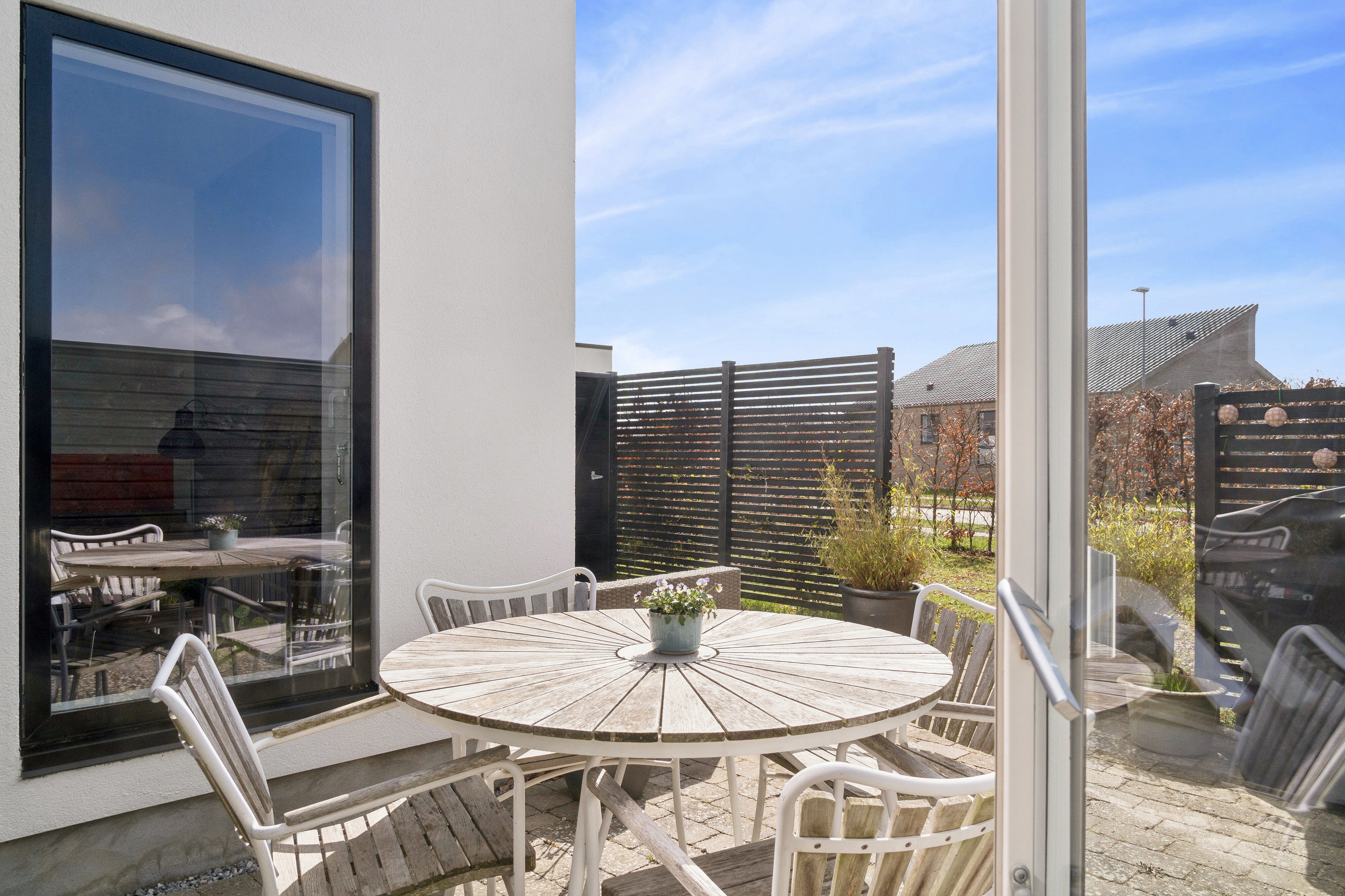 Fremhævet terrasse billede i fuldskærmstilstand. Billede af Hørretløkken 214, 8320 Mårslet