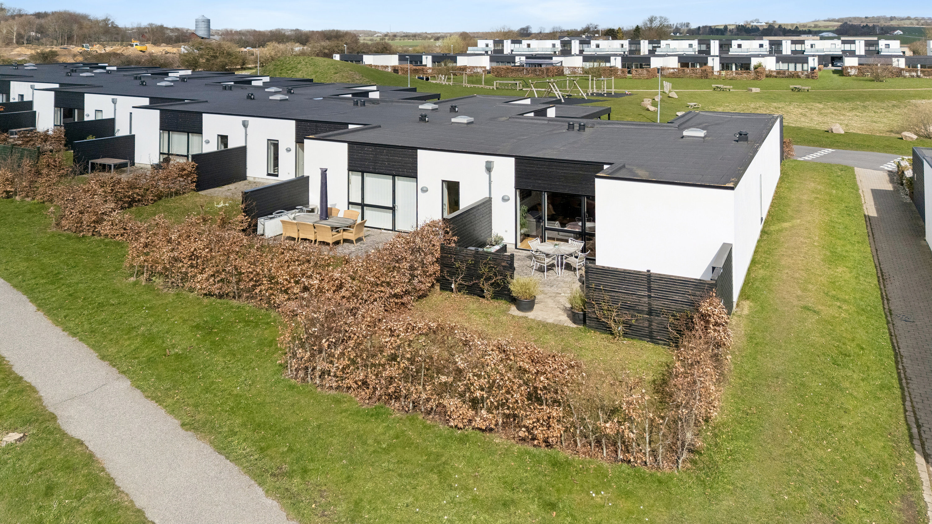 Fremhævet set fra haven billede i fuldskærmstilstand. Billede af Hørretløkken 214, 8320 Mårslet