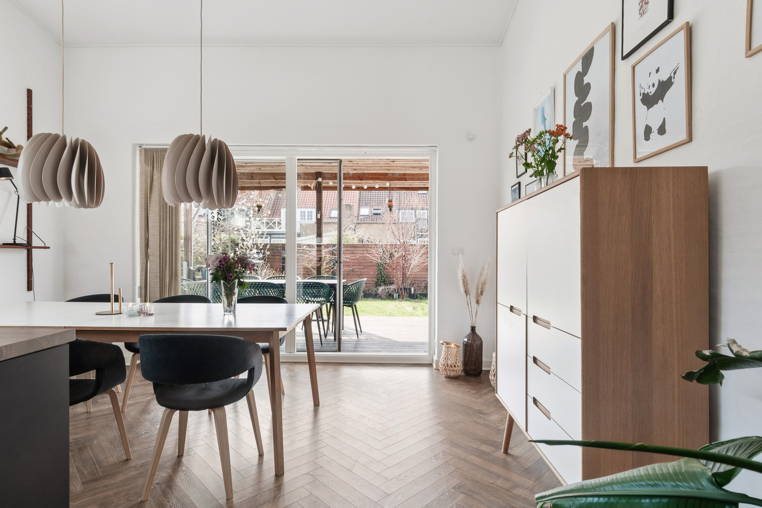 Fremhævet køkken billede i fuldskærmstilstand. Billede af Banevænget 9, 2770 Kastrup