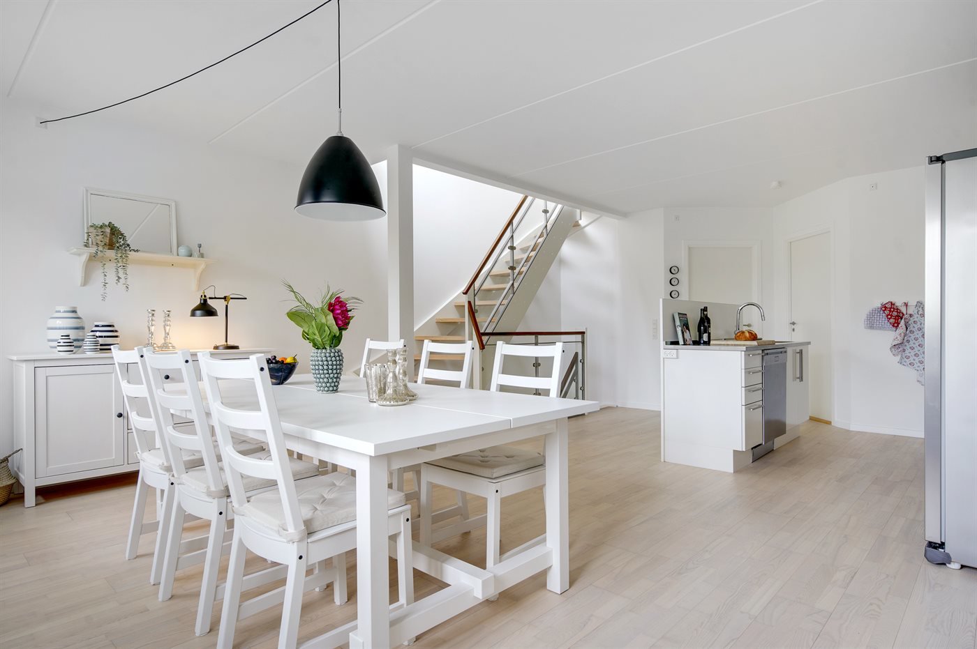 Fremhævet  billede i fuldskærmstilstand. Billede af Strandkrogen 2E, 3120 Dronningmølle