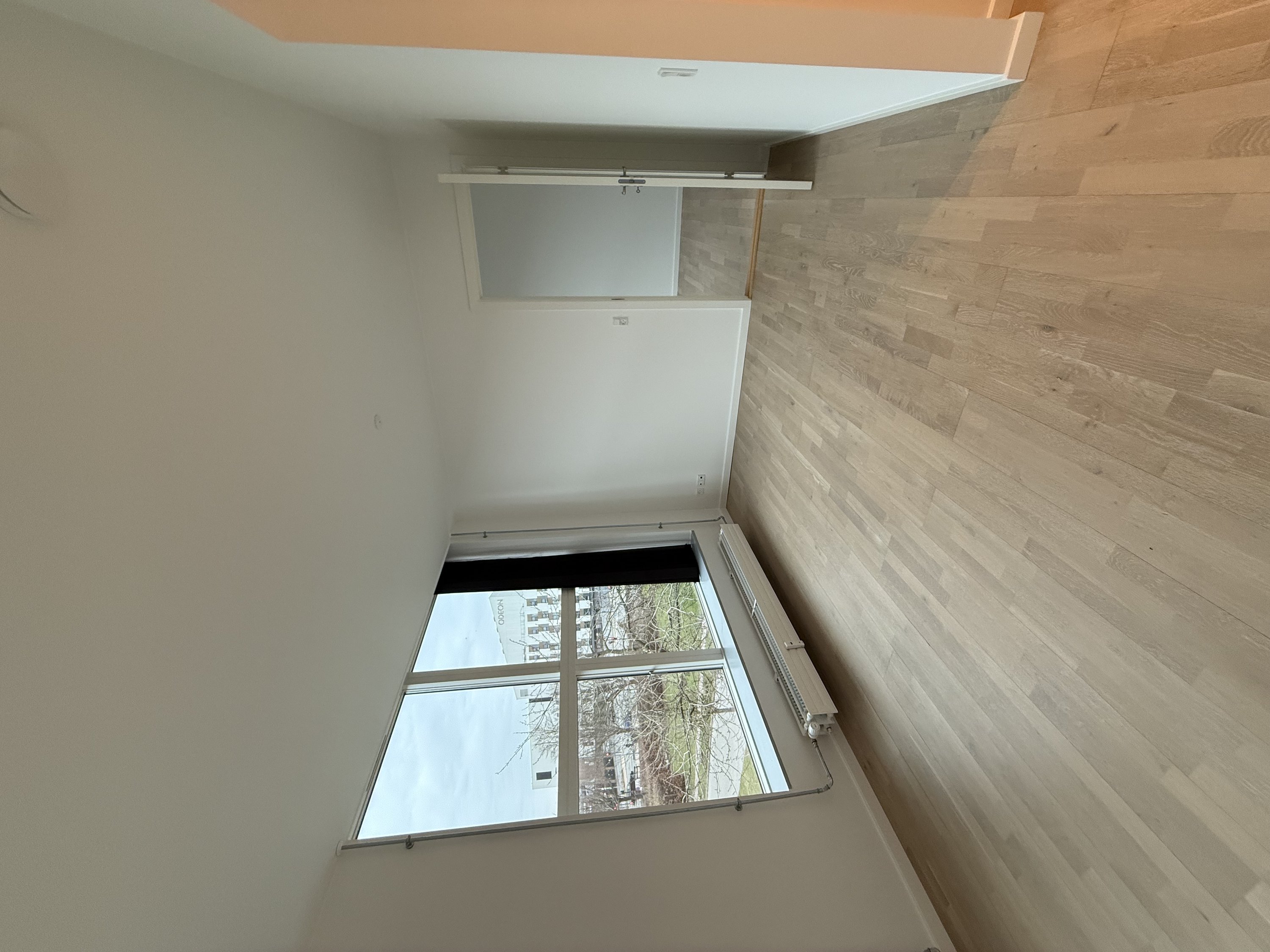 Fremhævet  billede i fuldskærmstilstand. Billede af Rytterkasernen 1, 1. 1., 5000 Odense C