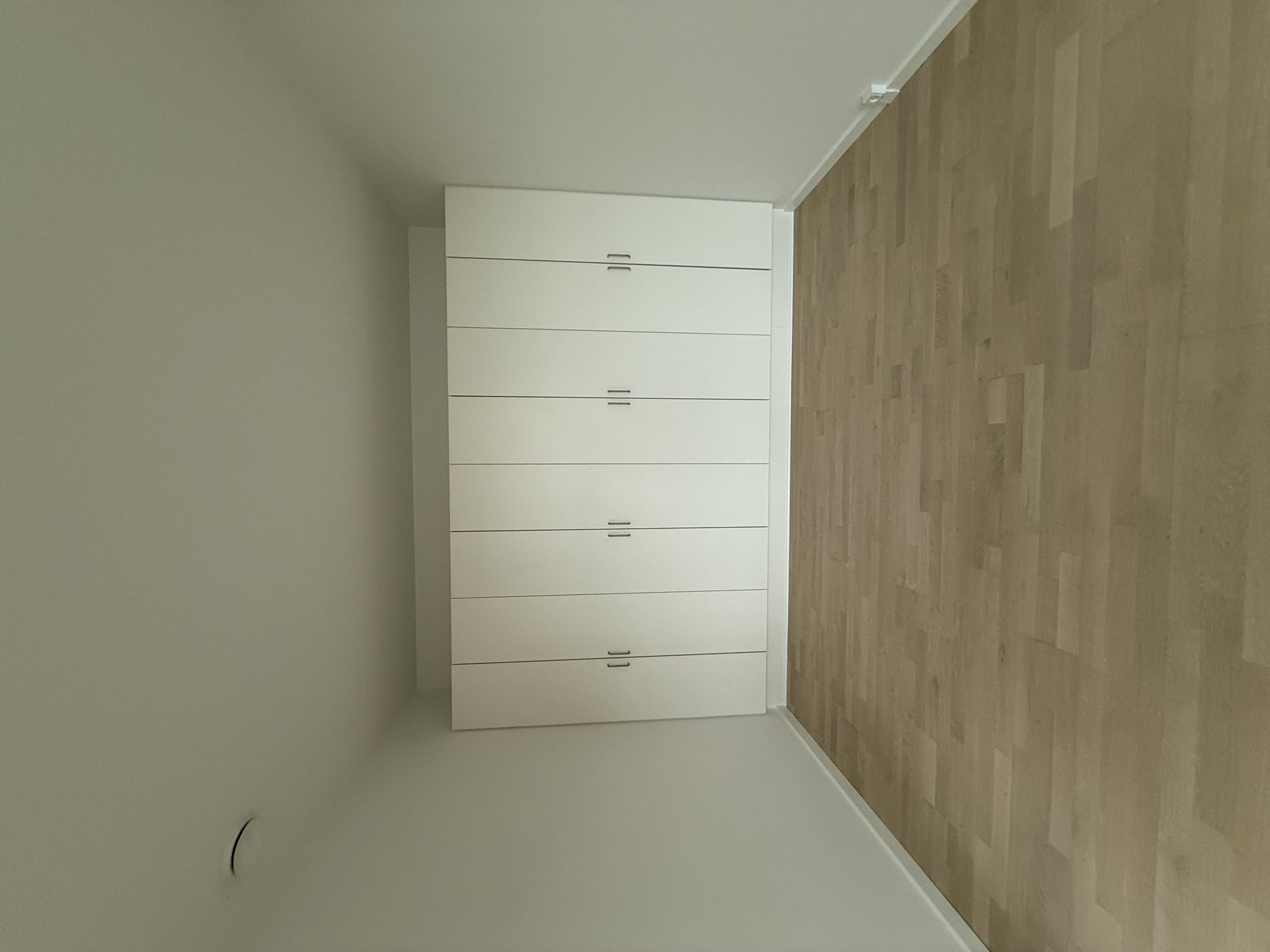 Fremhævet  billede i fuldskærmstilstand. Billede af Rytterkasernen 1, 1. 1., 5000 Odense C