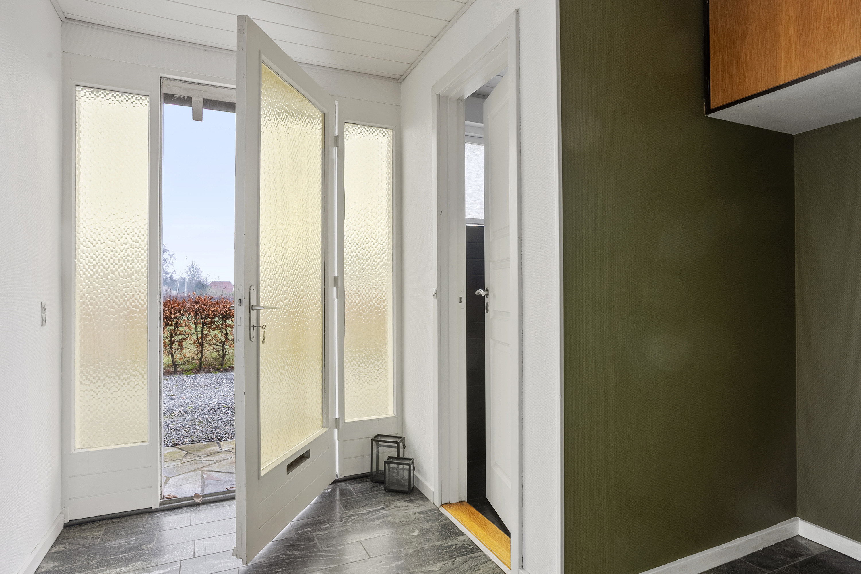 Fremhævet entré billede i fuldskærmstilstand. Billede af Skravevej 2, Københoved, 6630 Rødding