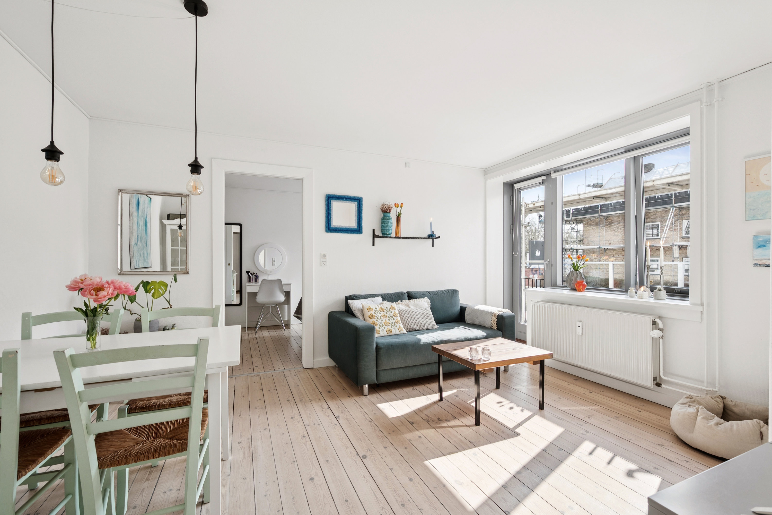 Fremhævet stue billede i fuldskærmstilstand. Billede af Vigerslevvej 281B, st.. th., 2500 Valby