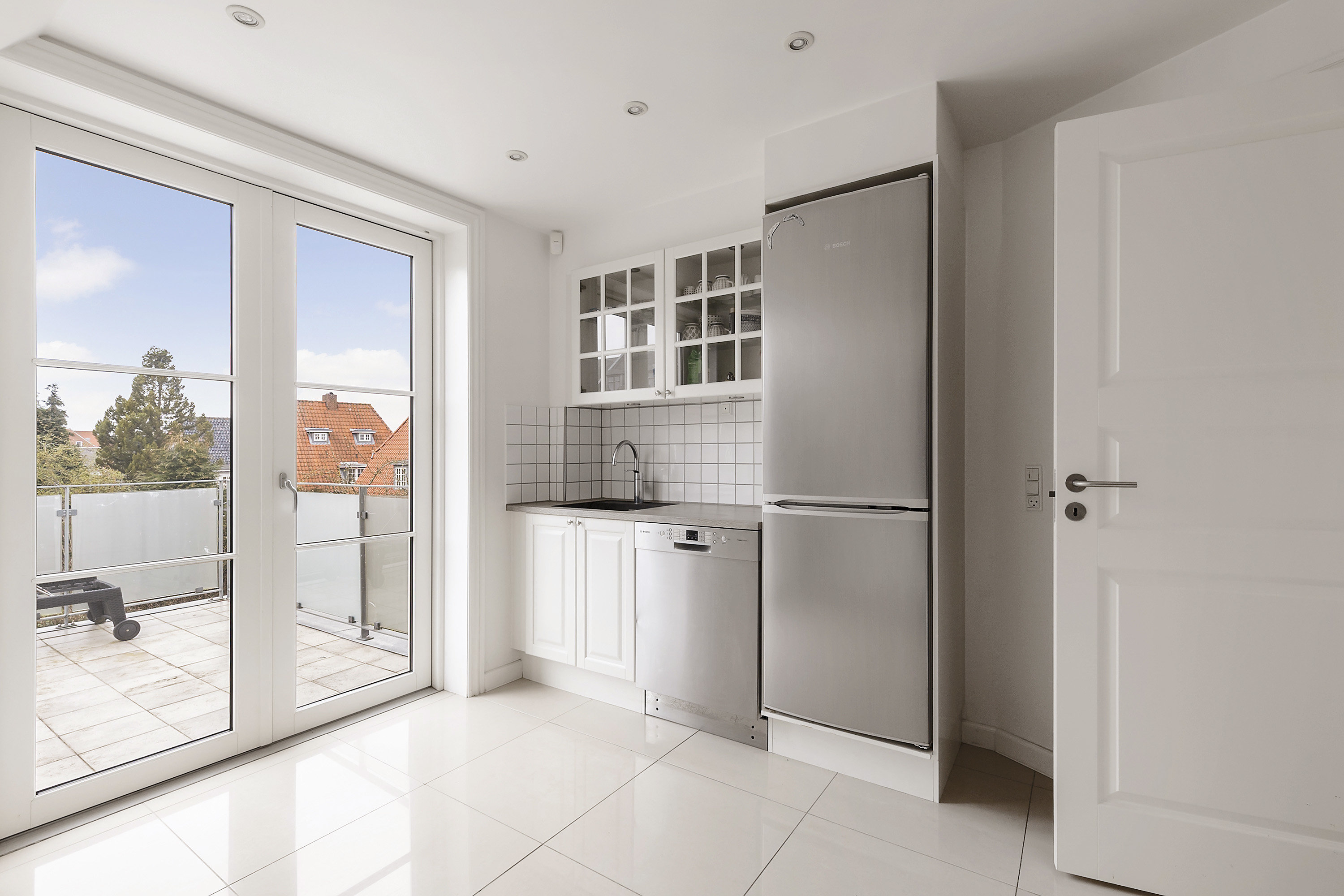 Fremhævet køkken billede i fuldskærmstilstand. Billede af Hjallesevej 37, 5000 Odense C