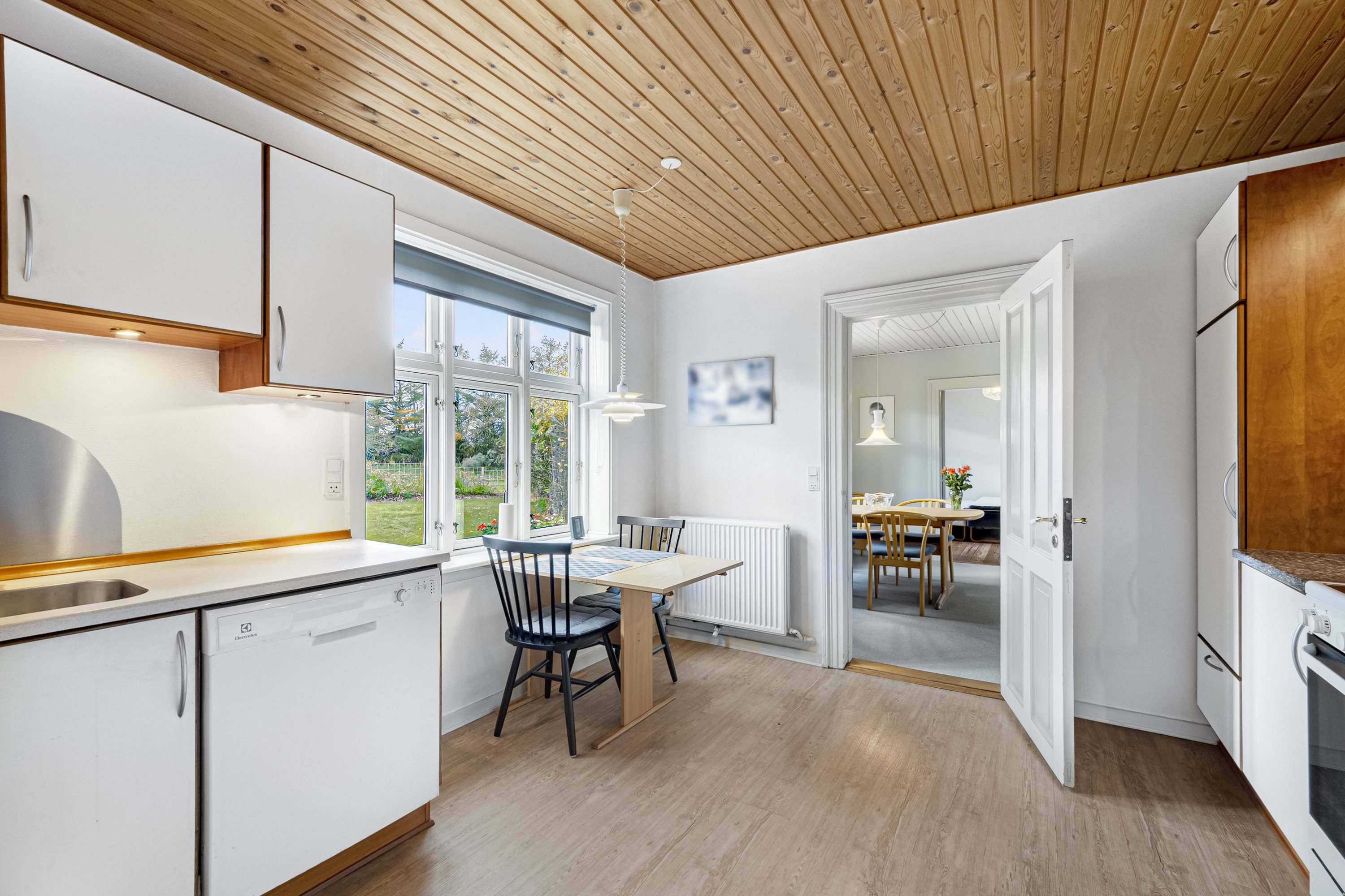 Fremhævet køkken billede i fuldskærmstilstand. Billede af Heden 13, Rødding, 7860 Spøttrup