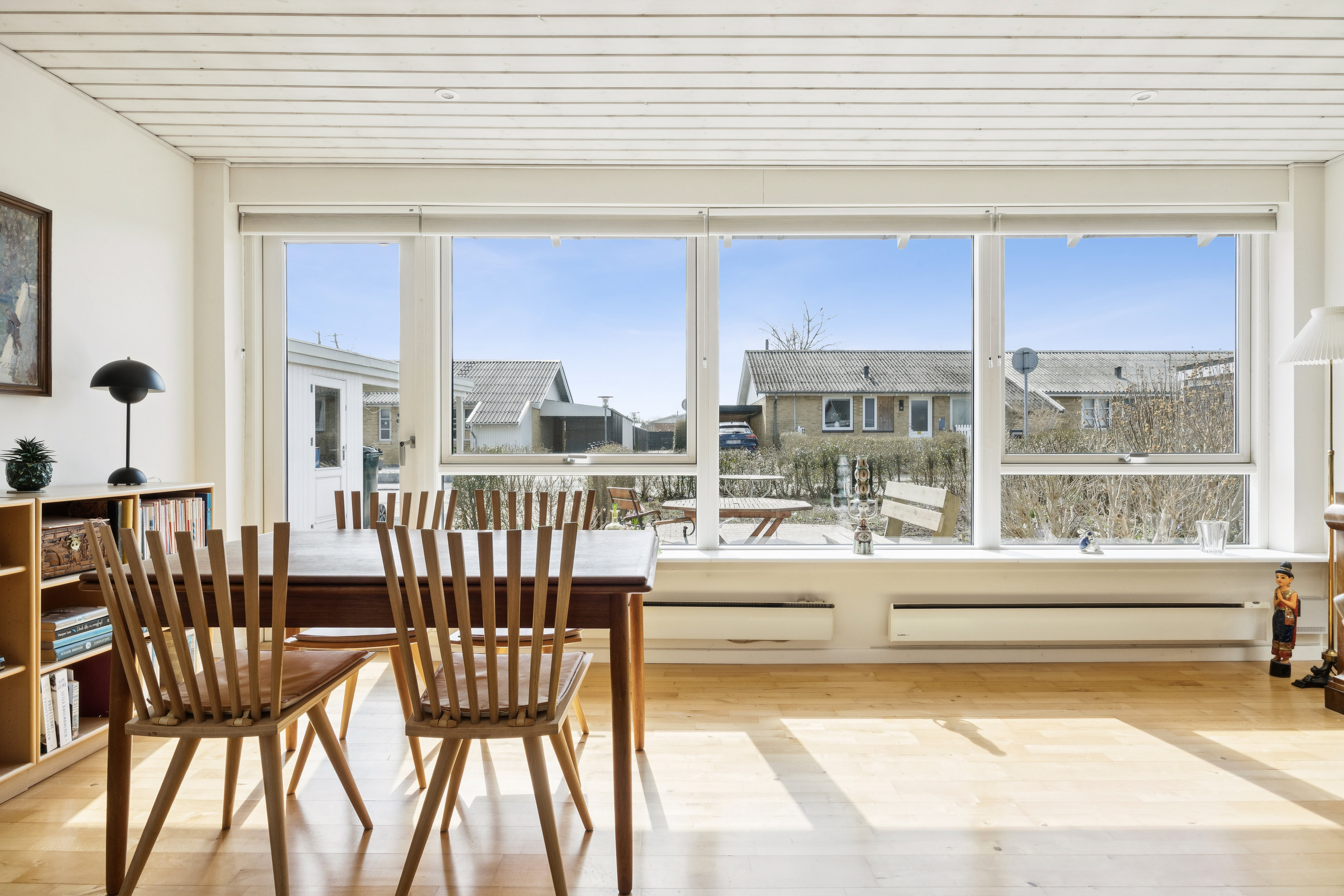 Fremhævet stue billede i fuldskærmstilstand. Billede af Riisagervej 24, 4600 Køge