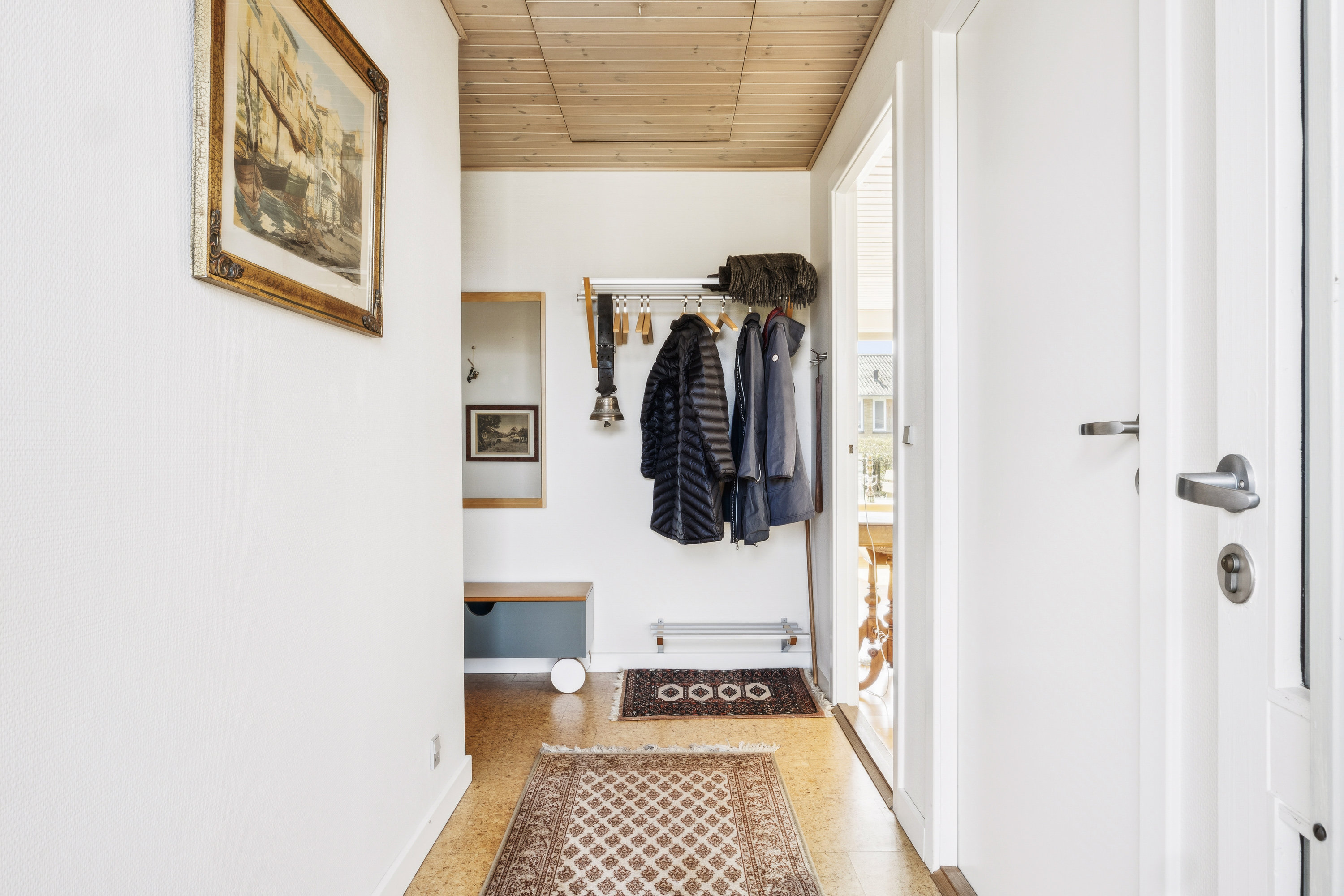 Fremhævet entré billede i fuldskærmstilstand. Billede af Riisagervej 24, 4600 Køge