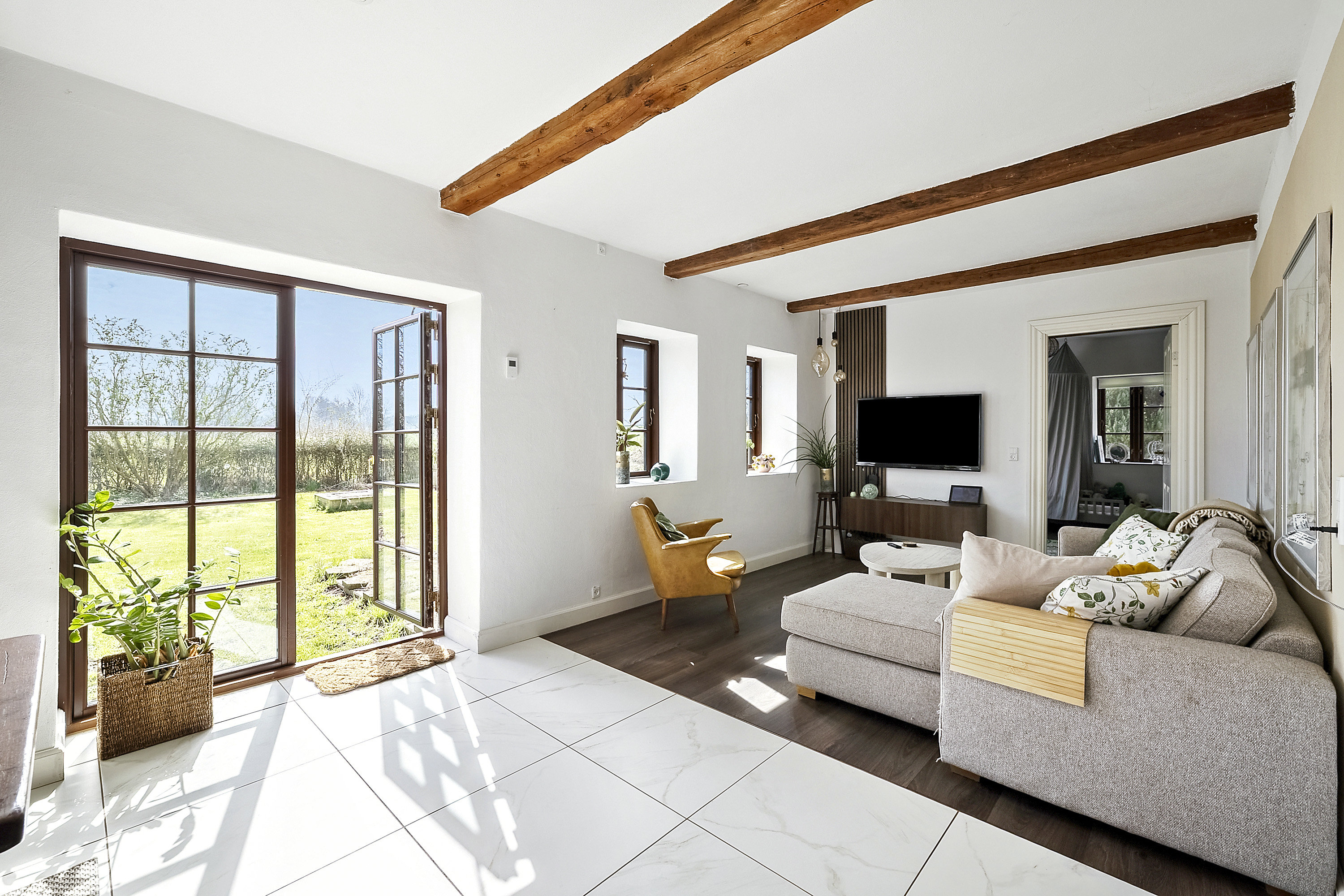 Fremhævet stue billede i fuldskærmstilstand. Billede af Gryderupvej 169, Gryderup, 4242 Boeslunde