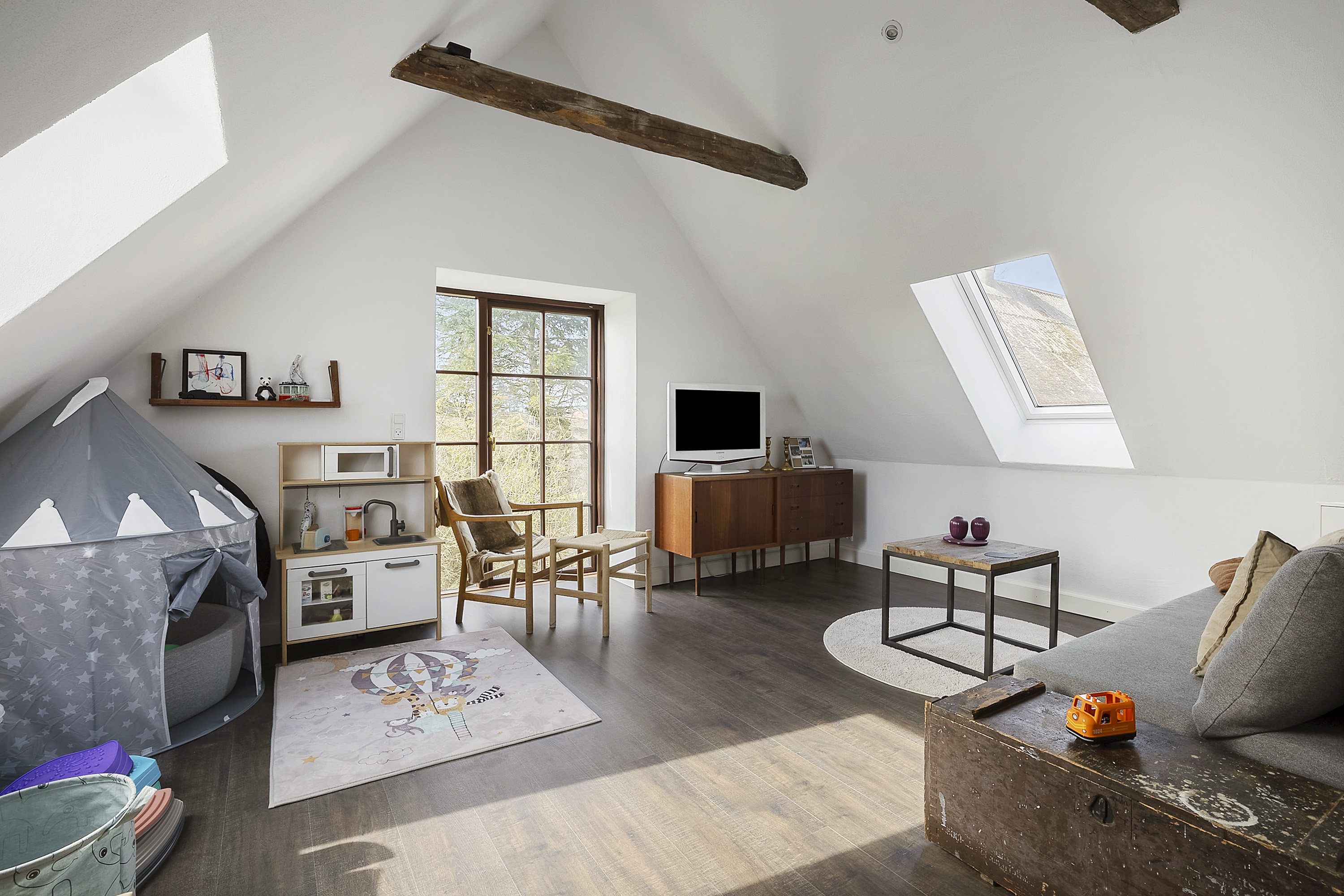 Fremhævet stue billede i fuldskærmstilstand. Billede af Gryderupvej 169, Gryderup, 4242 Boeslunde