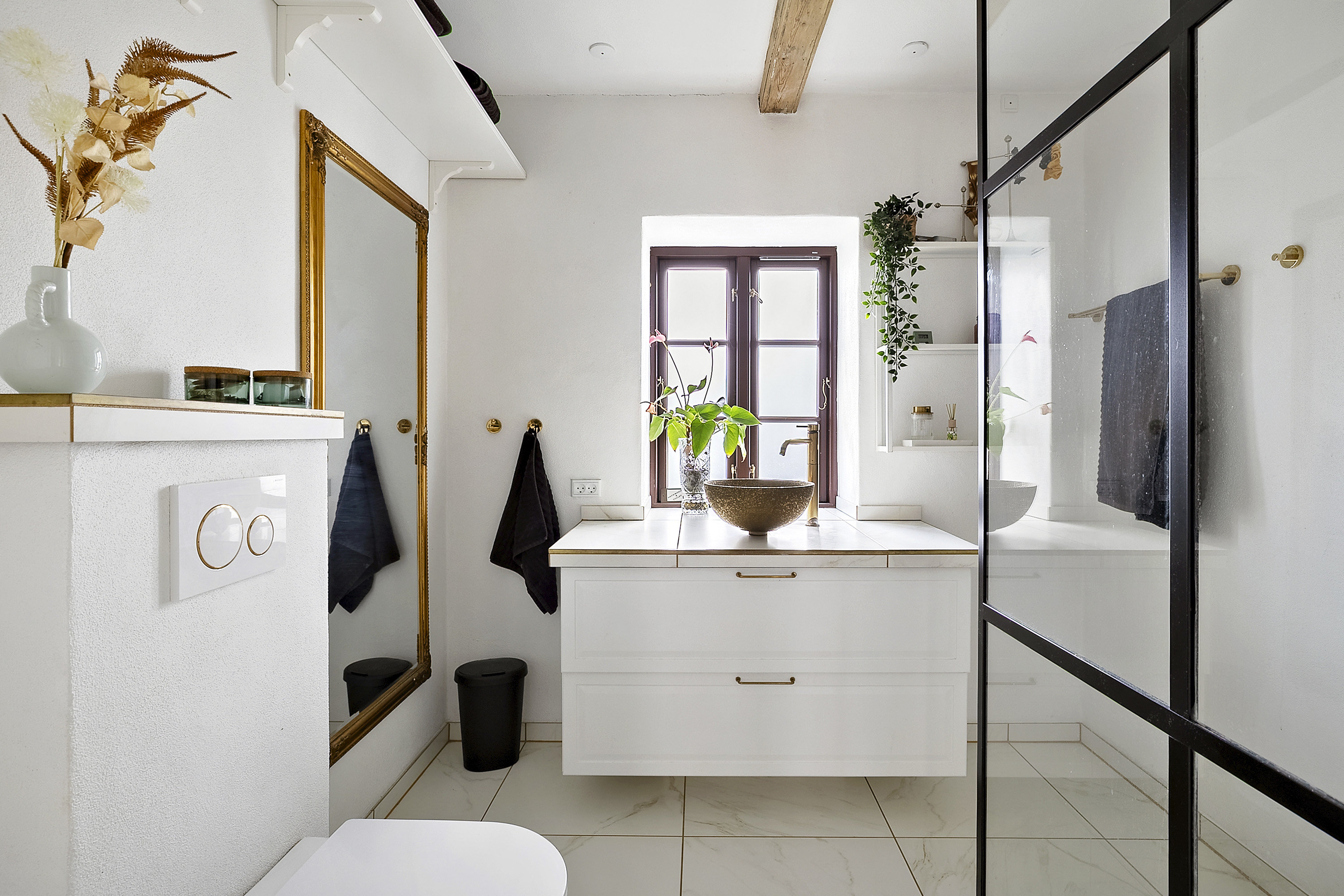 Fremhævet badeværelse billede i fuldskærmstilstand. Billede af Gryderupvej 169, Gryderup, 4242 Boeslunde