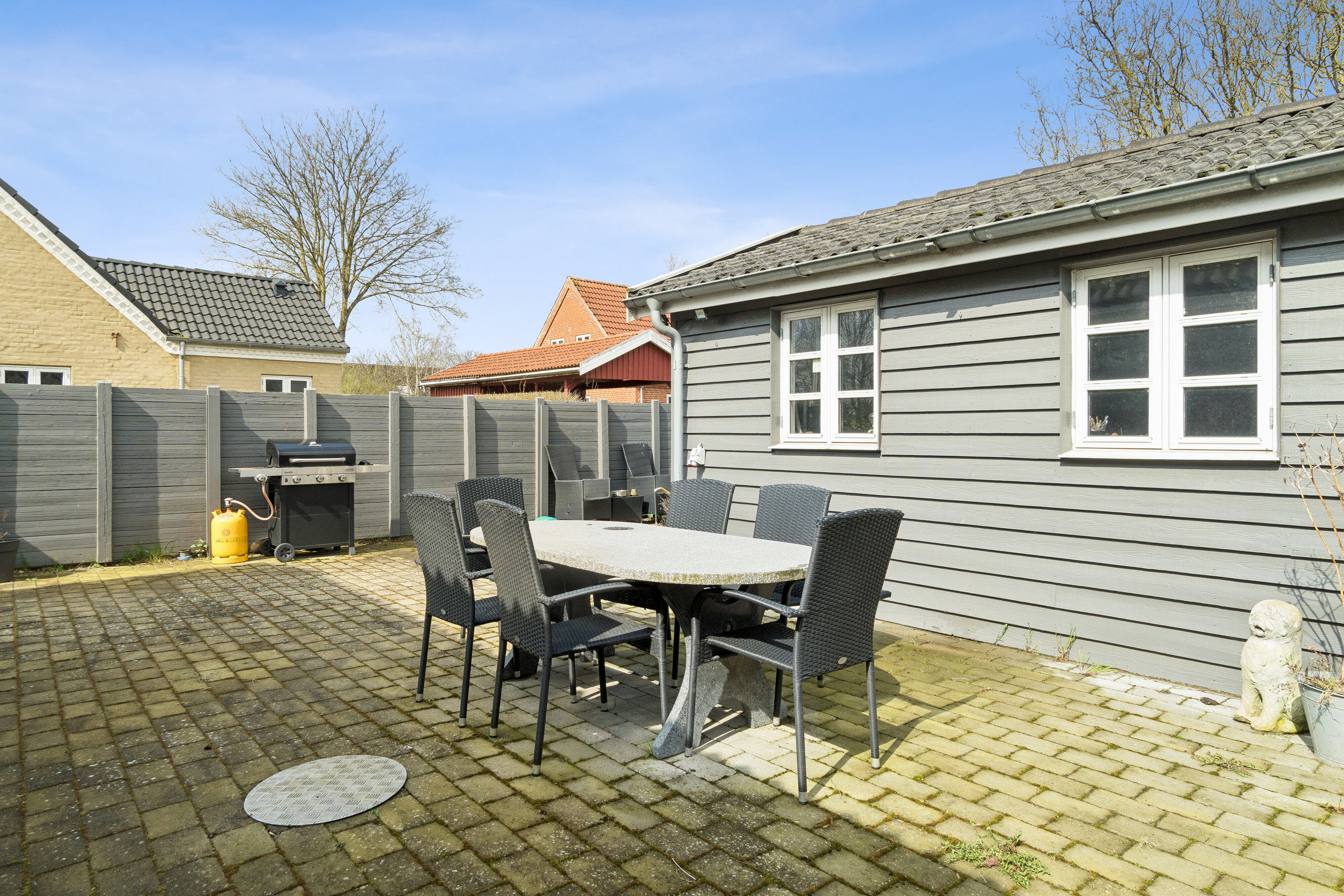 Fremhævet terrasse billede i fuldskærmstilstand. Billede af Labingvej 9, Labing, 8462 Harlev J