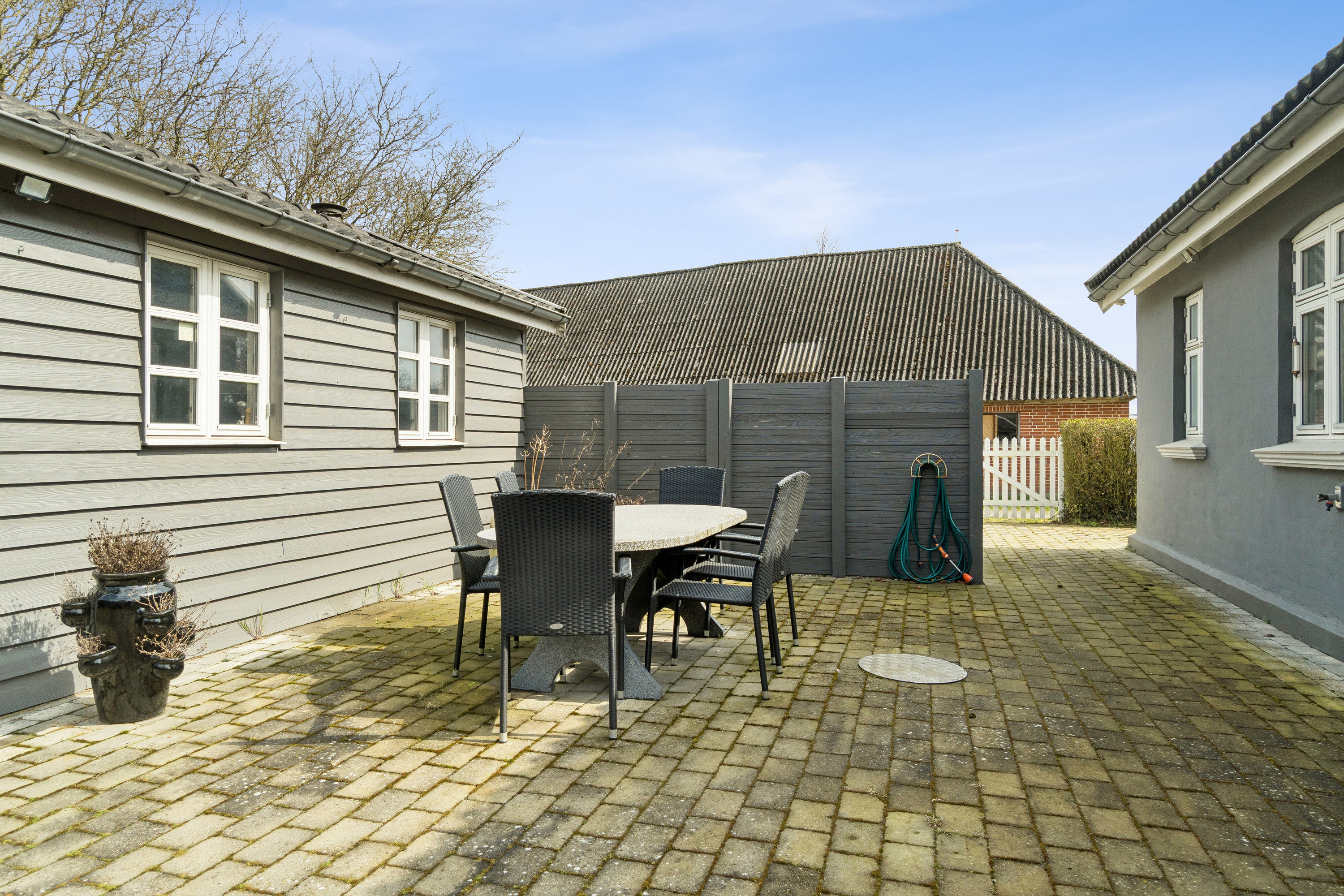 Fremhævet terrasse billede i fuldskærmstilstand. Billede af Labingvej 9, Labing, 8462 Harlev J