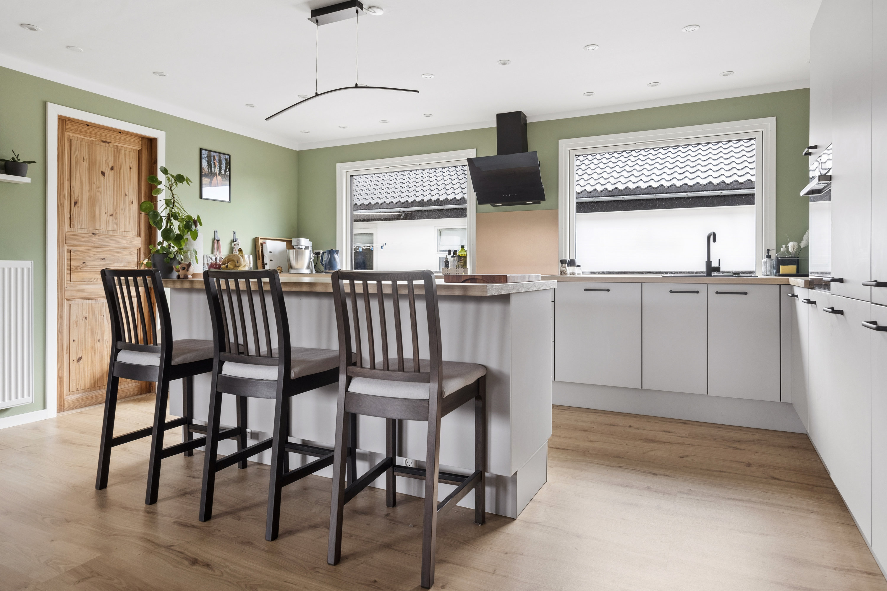 Fremhævet spisestue billede i fuldskærmstilstand. Billede af Bålbakken 4, Langholt, 9310 Vodskov